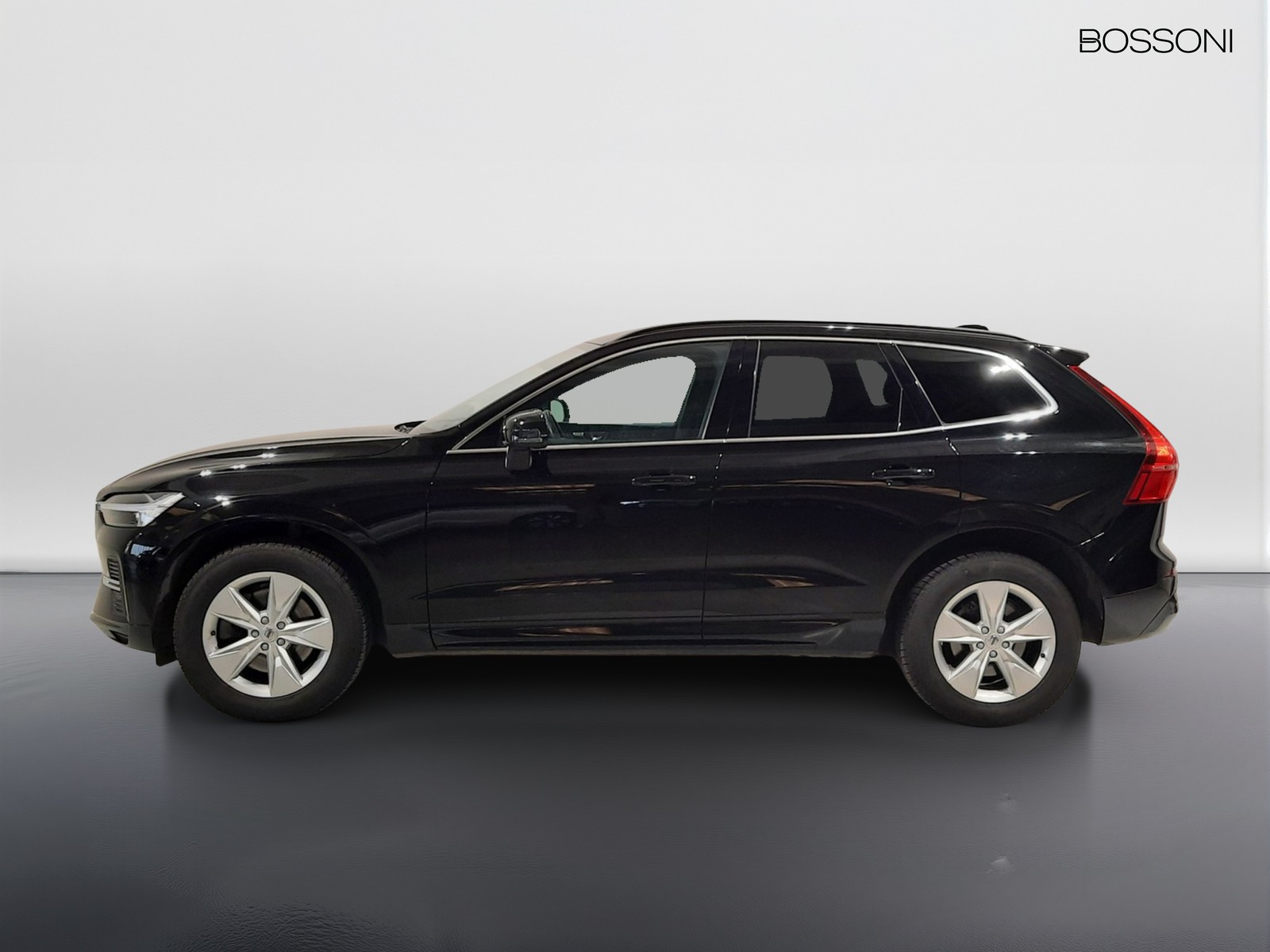 3 - Volvo XC60 2.0 b4 momentum pro automatico