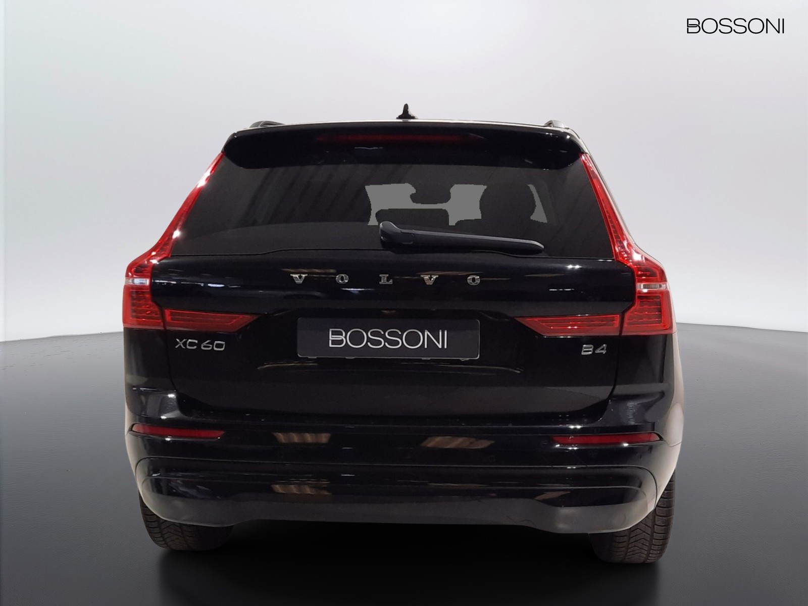 6 - Volvo XC60 2.0 b4 momentum pro automatico