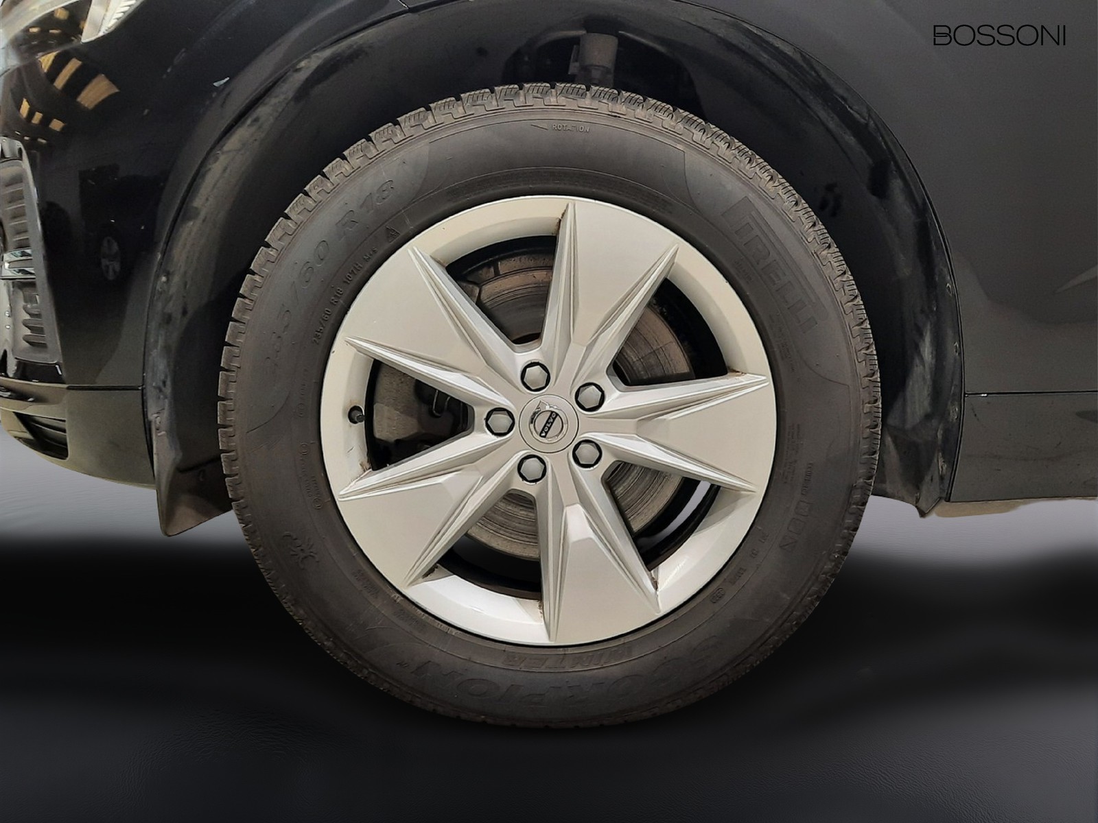 23 - Volvo XC60 2.0 b4 momentum pro automatico