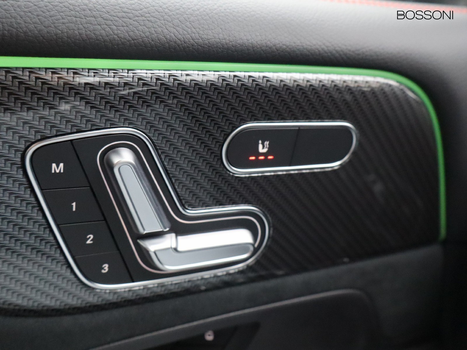 16 - Mercedes GLB 200 d amg line premium 8g-dct