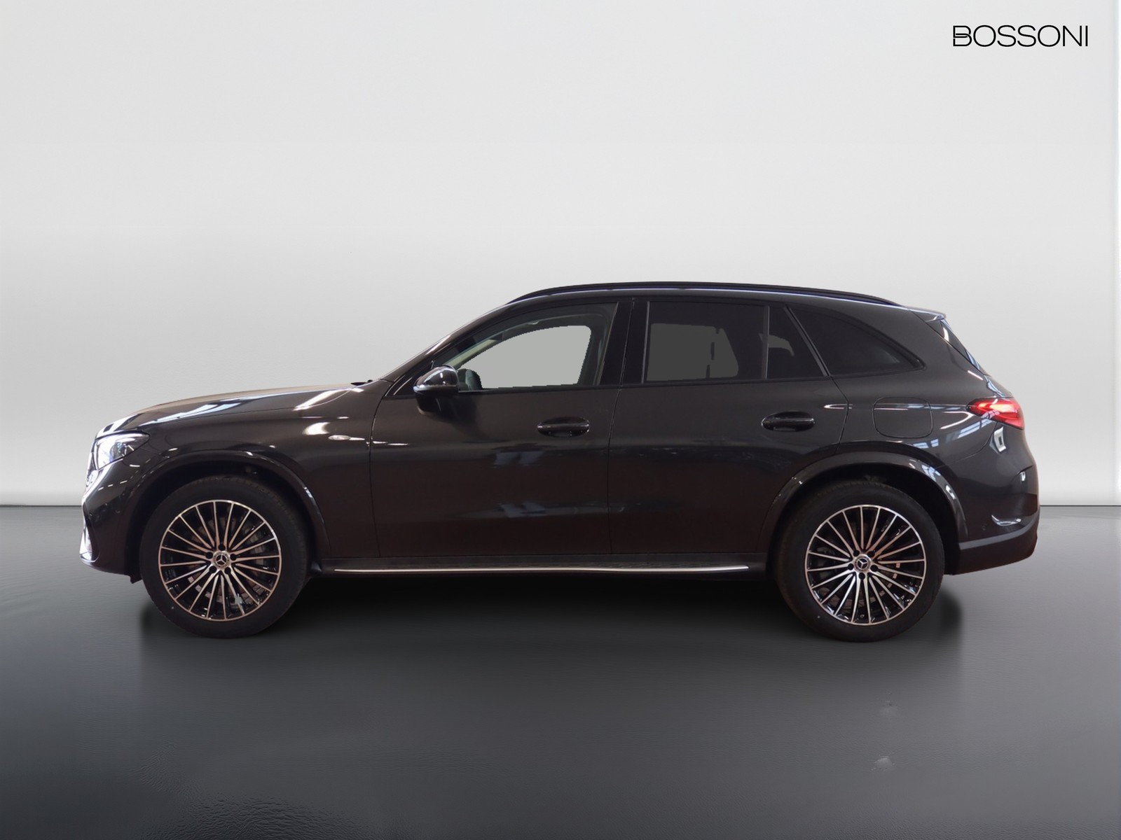 3 - Mercedes GLC suv 300 de plug in hybrid amg line advanced tech 4matic 9g-tronic
