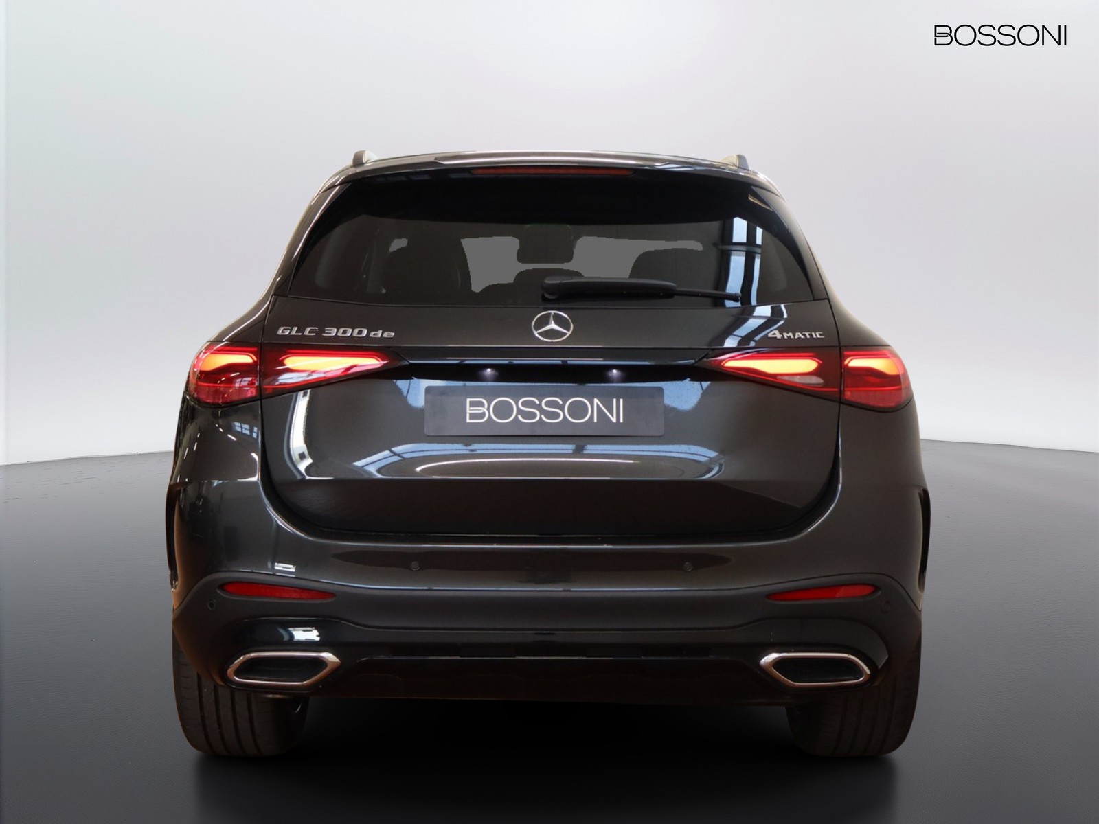 6 - Mercedes GLC suv 300 de plug in hybrid amg line advanced tech 4matic 9g-tronic