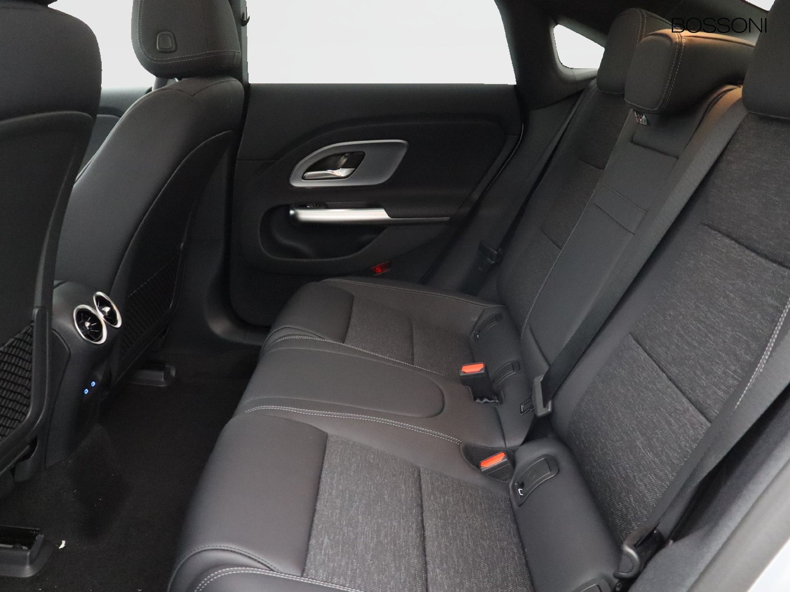 8 - Mercedes CLA eq 250+ advanced plus