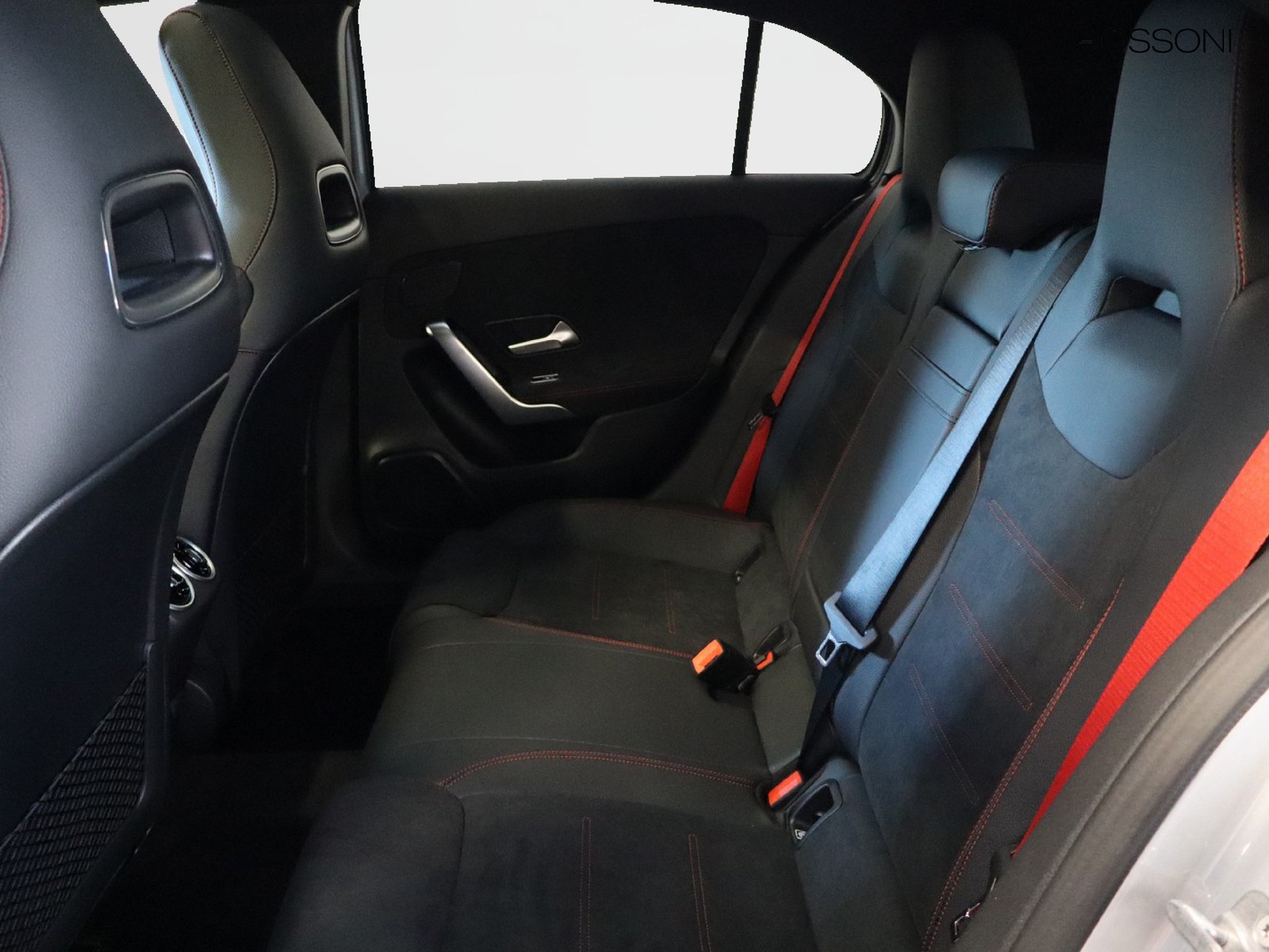 8 - AMG Classe A amg 35 premium amg 4matic speedshift dct amg 8g