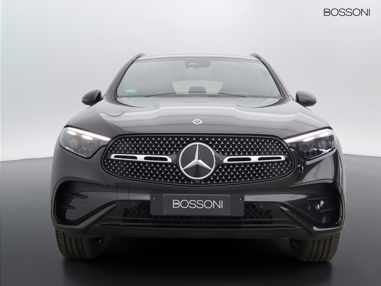 2 - Mercedes GLC suv 300 de plug in hybrid amg line advanced tech 4matic 9g-tronic