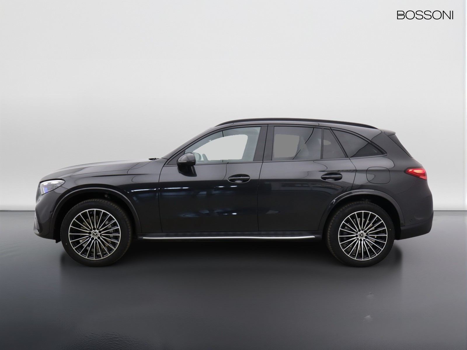 3 - Mercedes GLC suv 300 de plug in hybrid amg line advanced tech 4matic 9g-tronic
