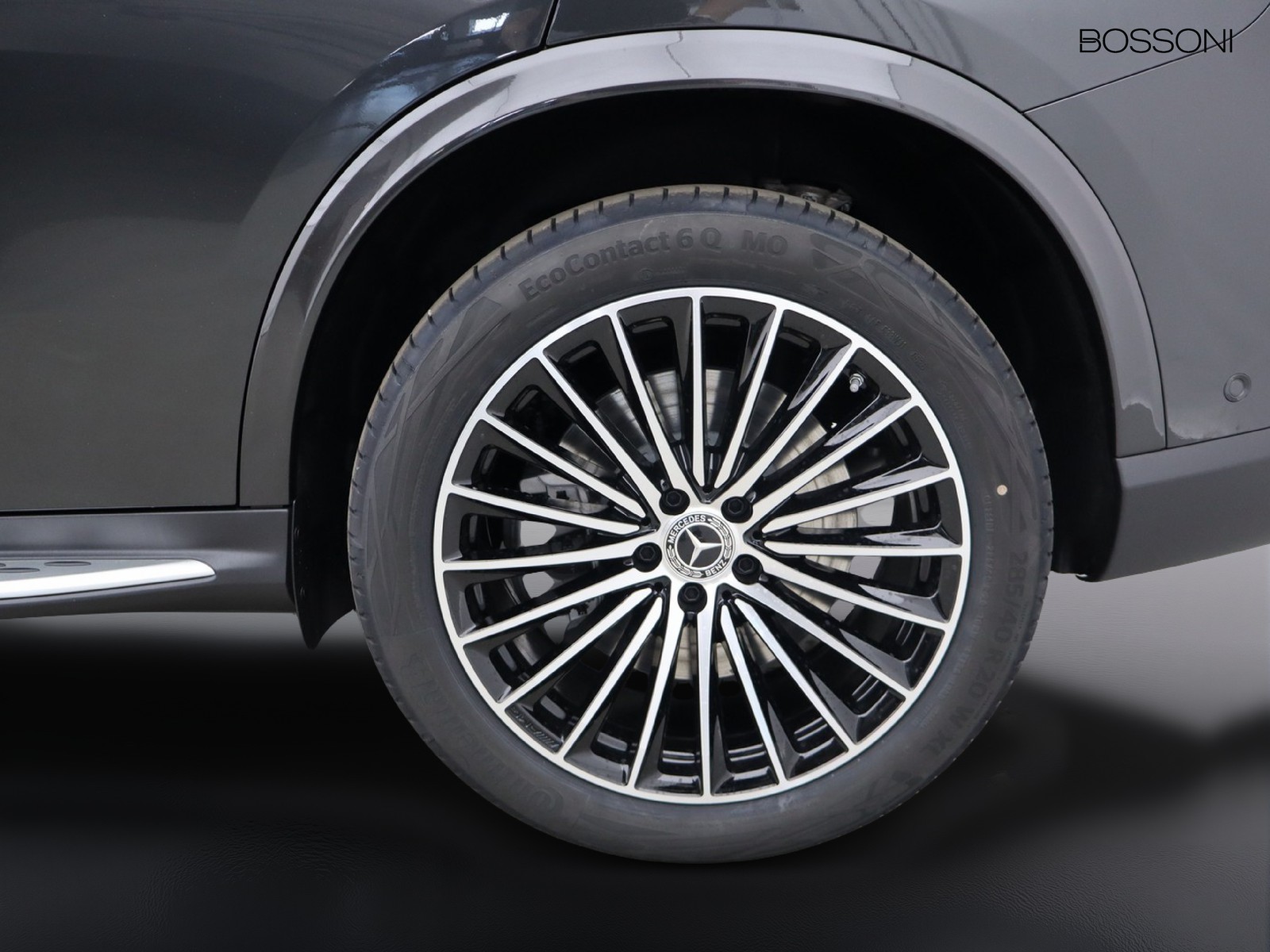 4 - Mercedes GLC suv 300 de plug in hybrid amg line advanced tech 4matic 9g-tronic
