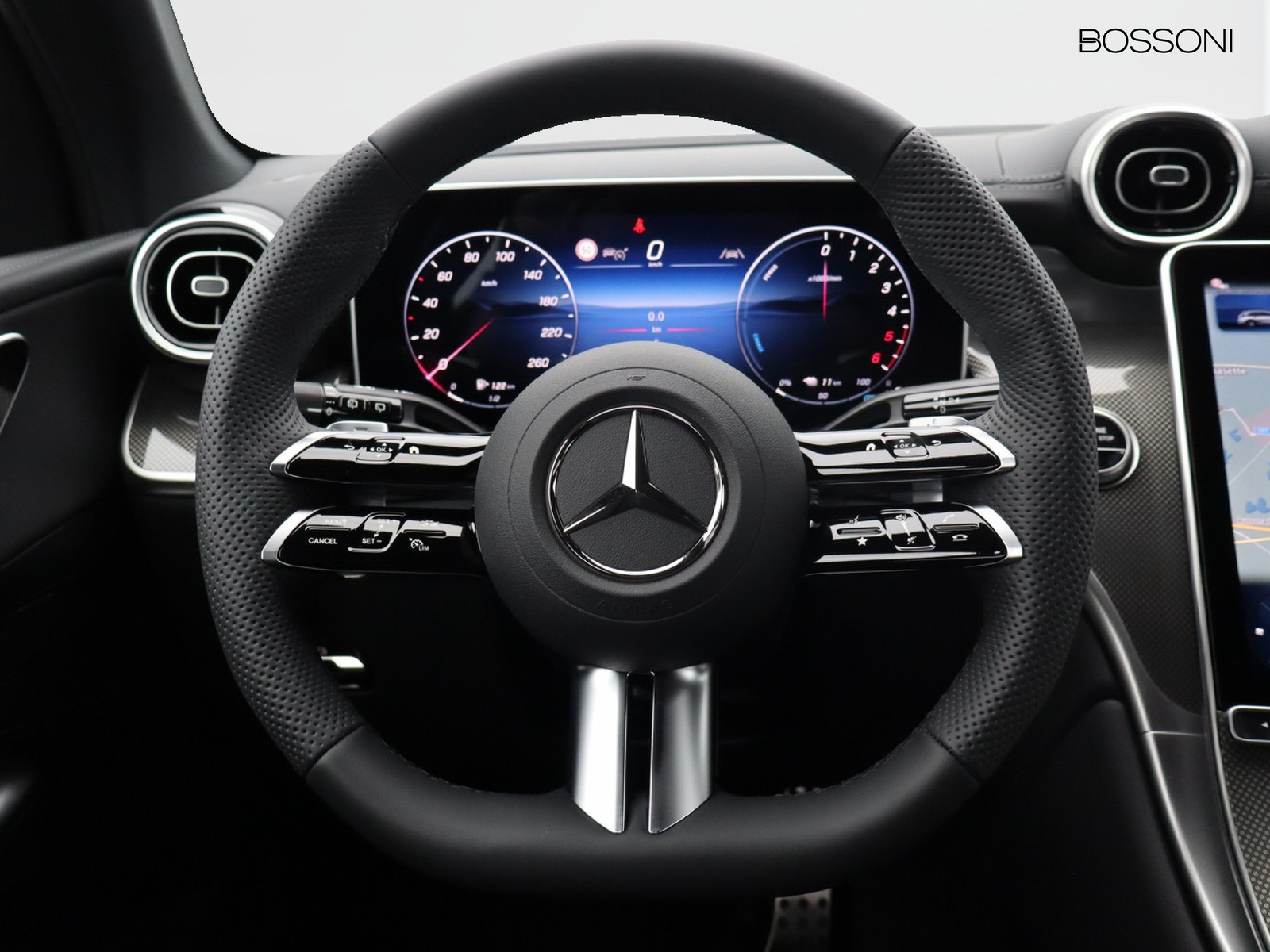 16 - Mercedes GLC suv 300 de plug in hybrid amg line advanced tech 4matic 9g-tronic