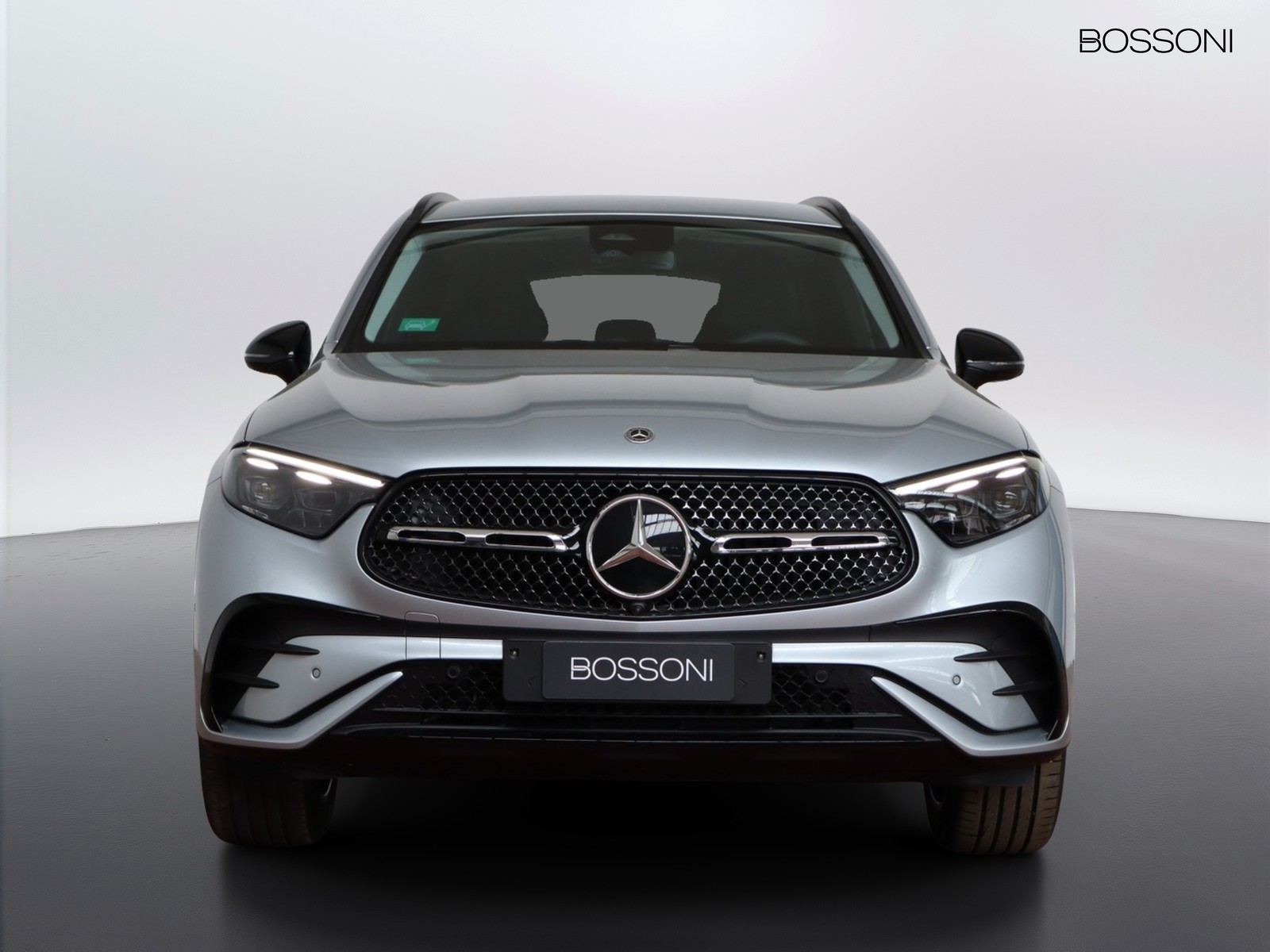 2 - Mercedes GLC suv 300 de plug in hybrid amg line premium tech 4matic 9g-tronic