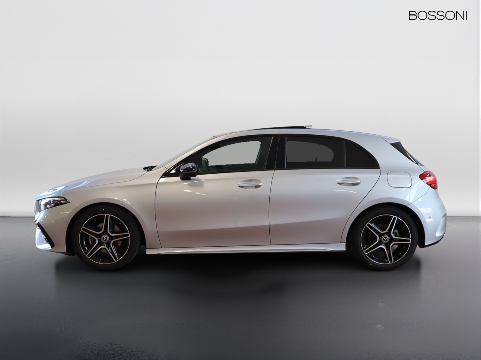 3 - Mercedes Classe A 180 d amg line extra speedshift dct amg 8g