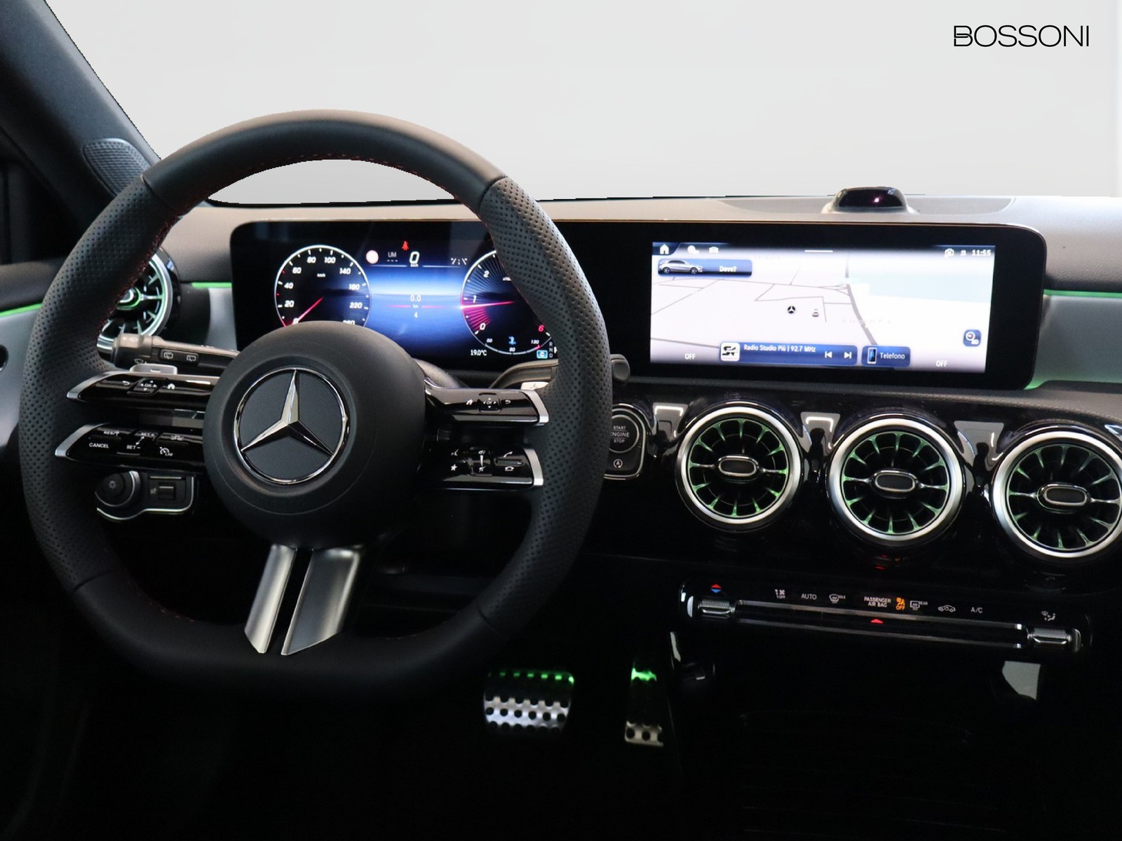 12 - Mercedes Classe A 180 d amg line extra speedshift dct amg 8g