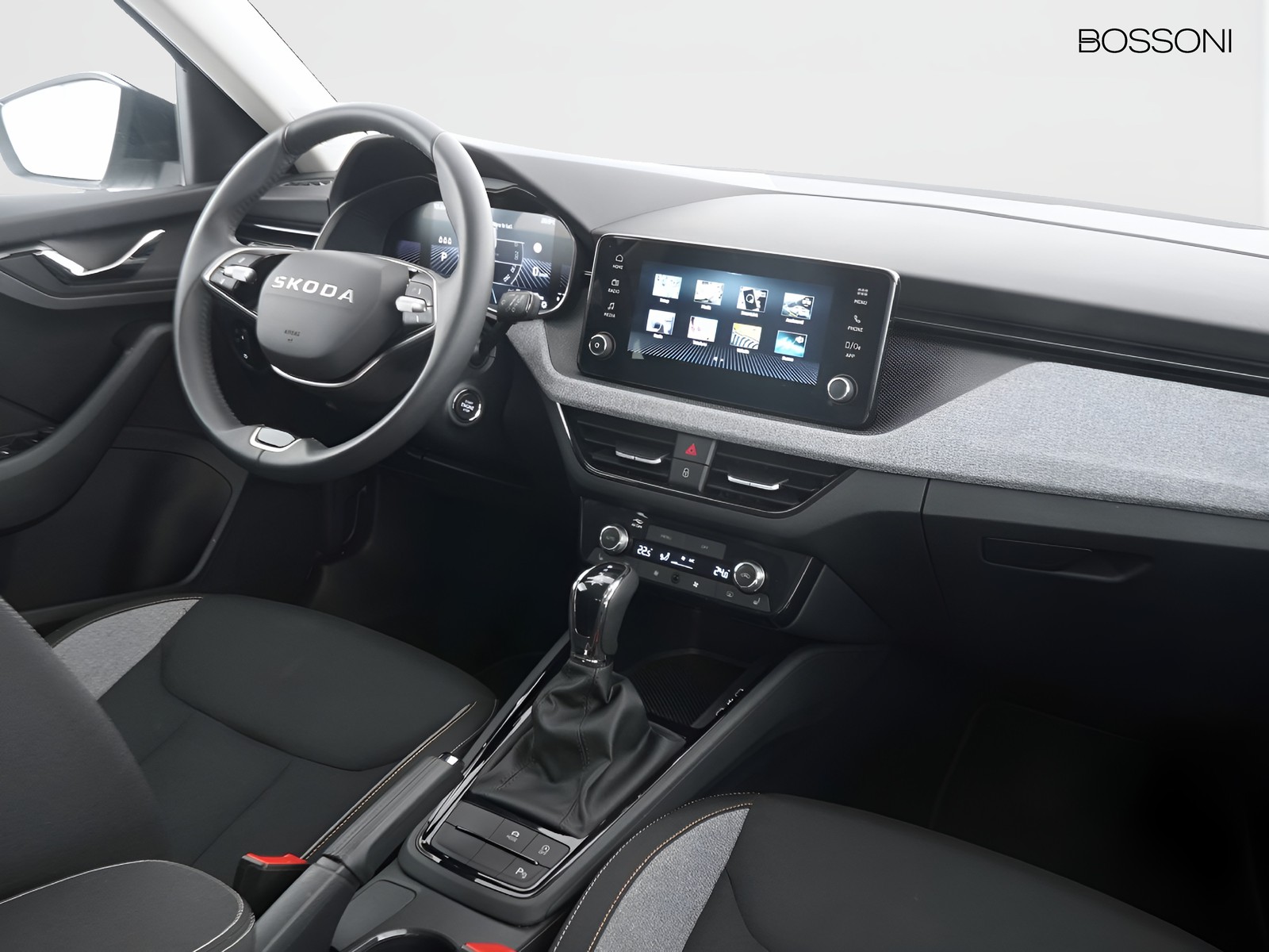 6 - Skoda Kamiq 1.0 tsi 115cv black dots dsg