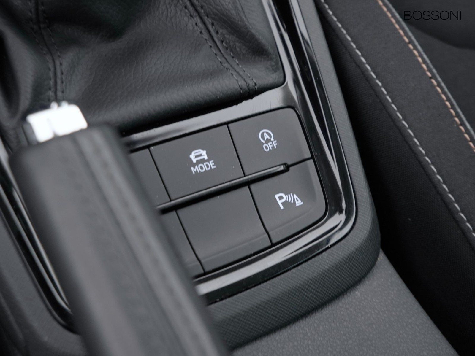 23 - Skoda Kamiq 1.0 tsi 115cv black dots dsg