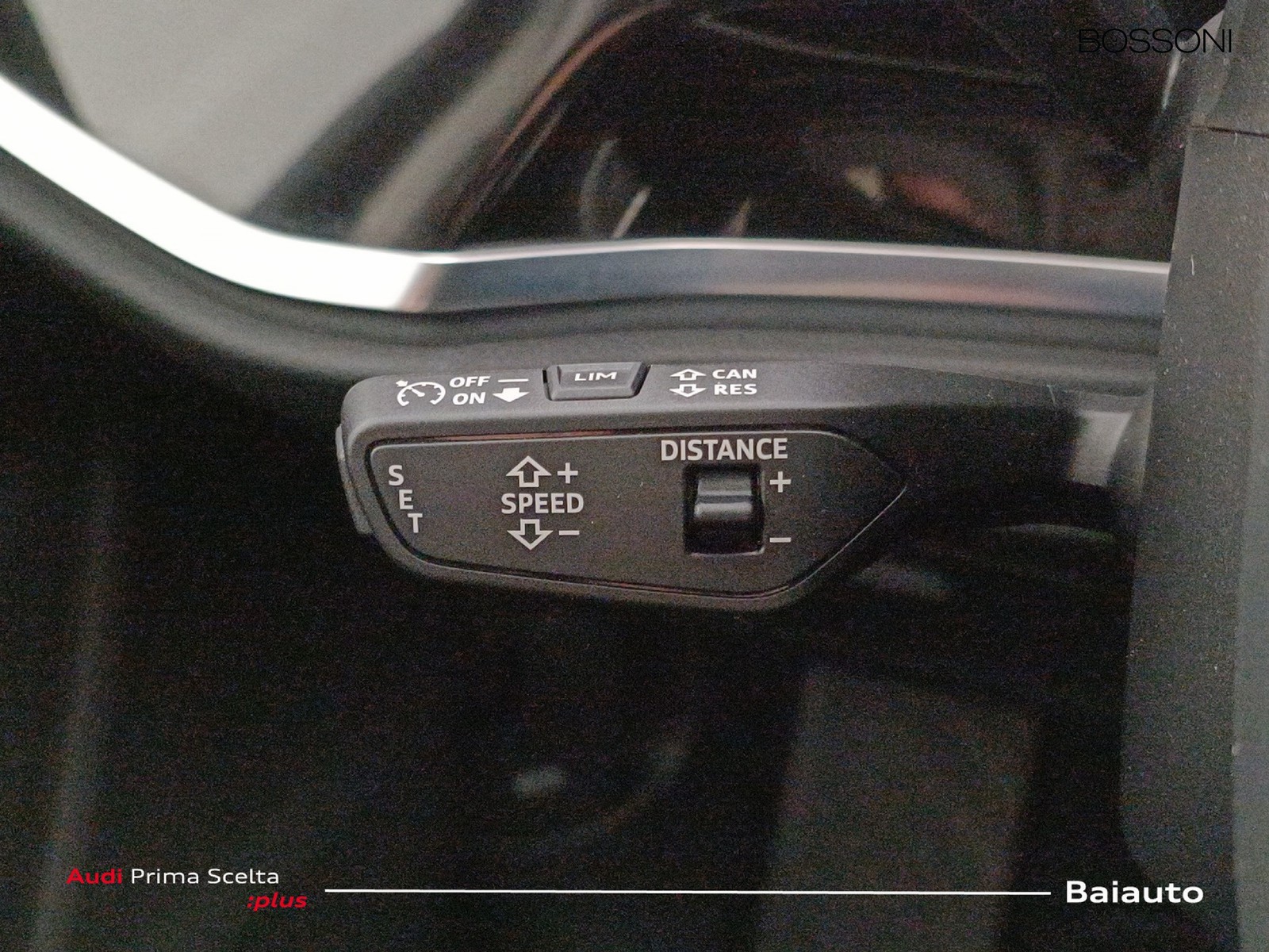 18 - Audi Q3 35 2.0 tdi business advanced s tronic