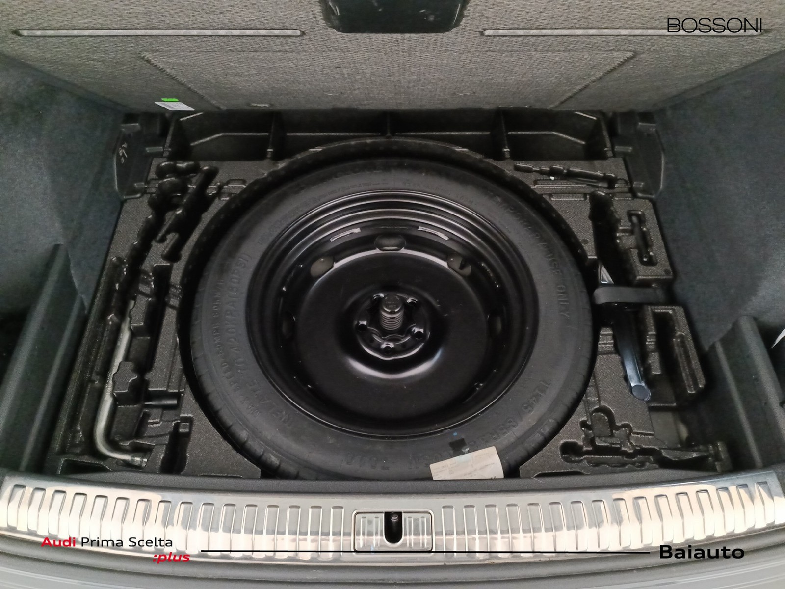 32 - Audi Q3 35 2.0 tdi business advanced s tronic