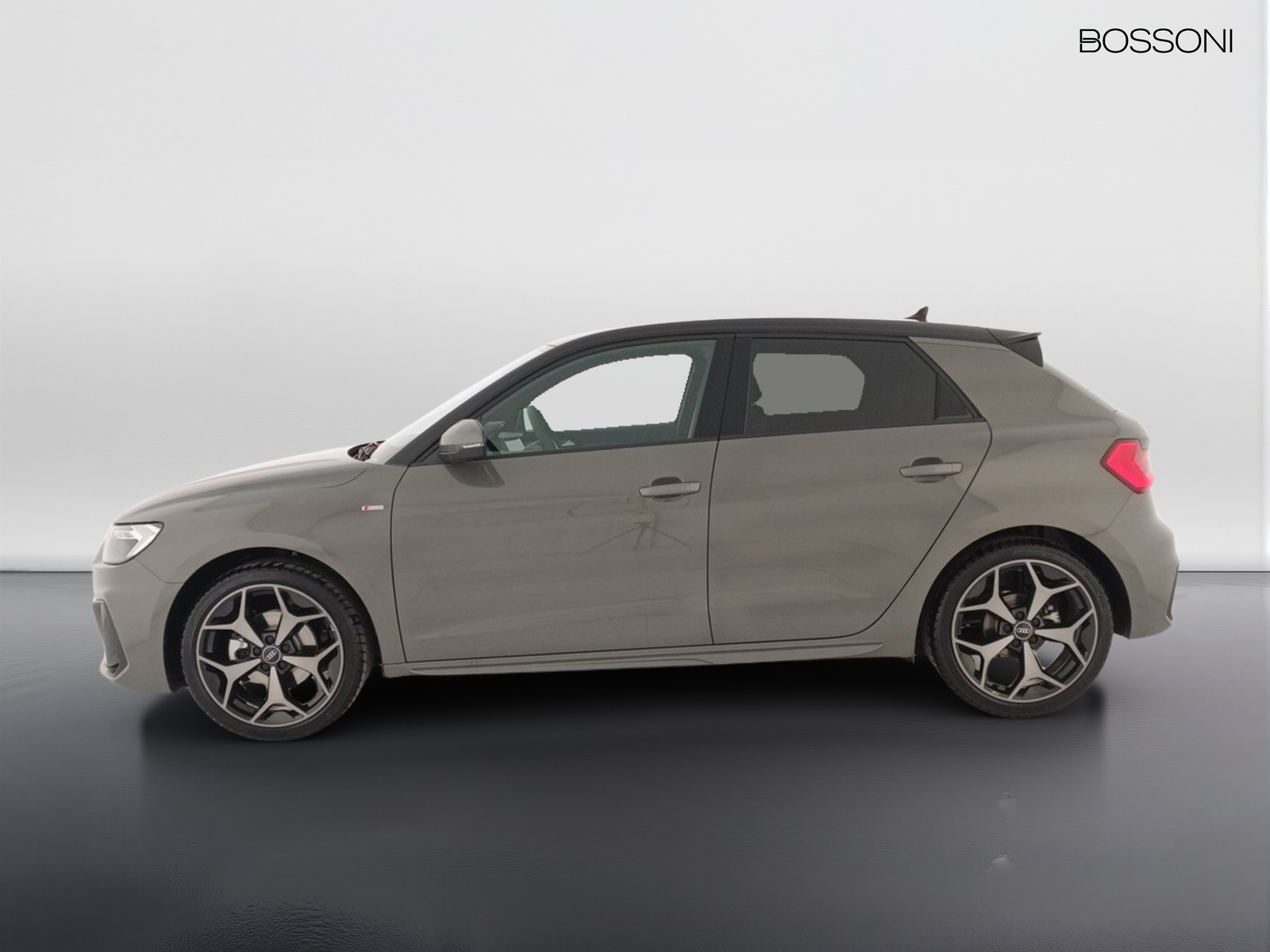 3 - Audi A1 sportback 30 1.0 tfsi 116cv identity black s tronic