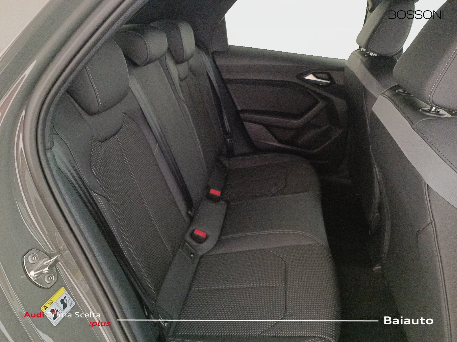 21 - Audi A1 sportback 30 1.0 tfsi 116cv identity black s tronic