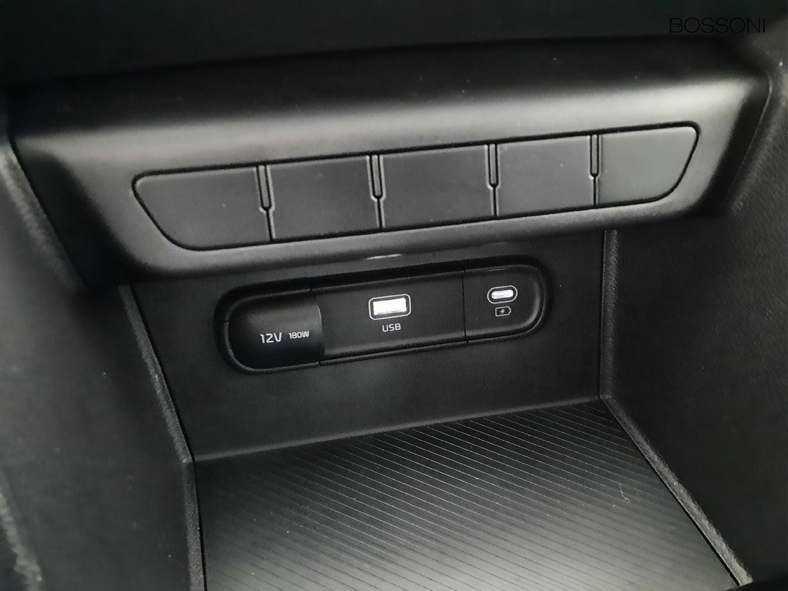 17 - Kia Sportage 1.6 t-gdi gpl 147cv business 2wd