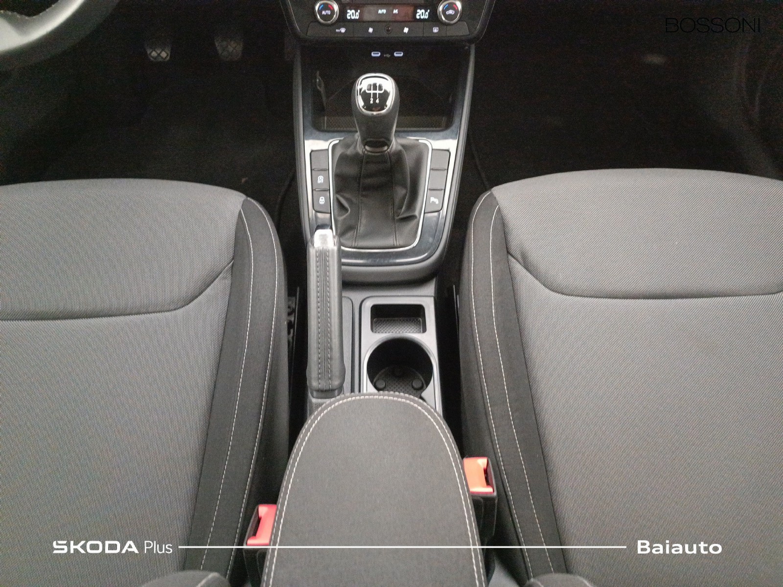 12 - Skoda Fabia 1.0 tsi evo 95cv style