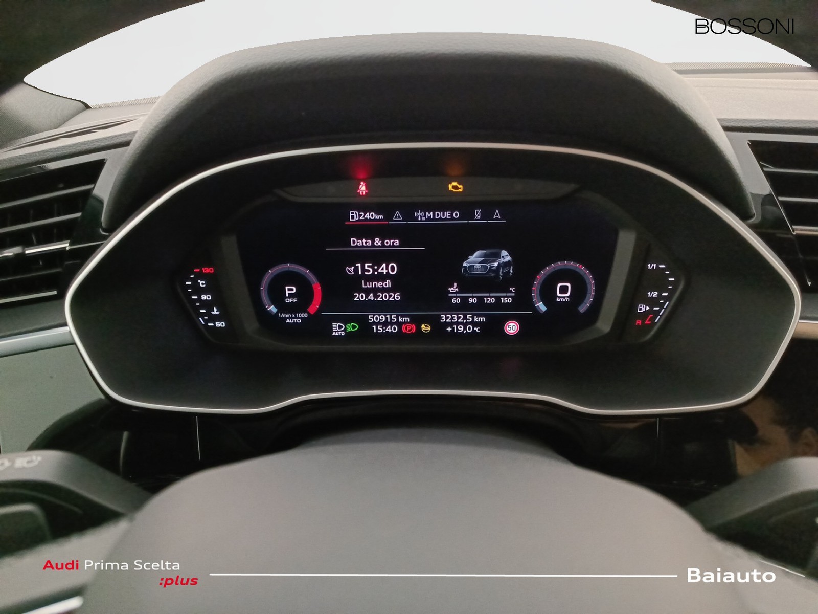 9 - Audi Q3 sportback 35 2.0 tdi identity black s tronic