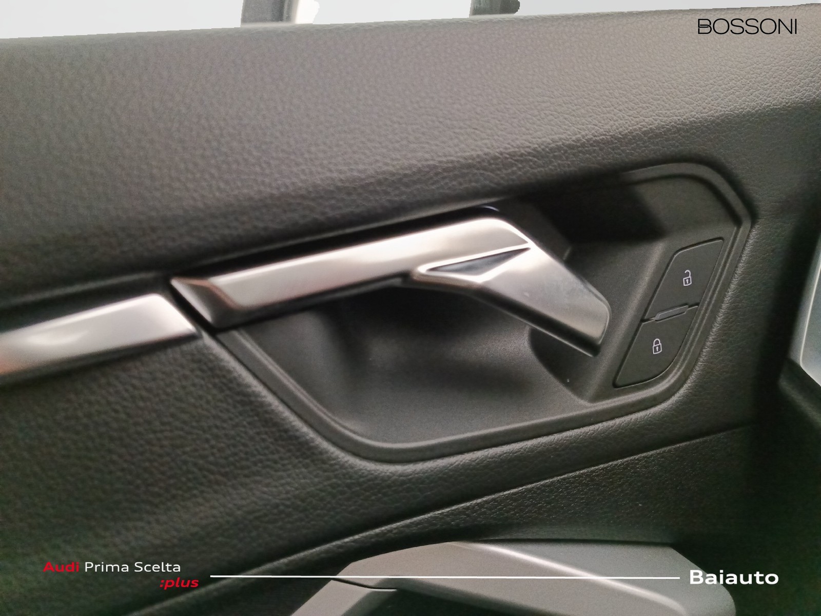 21 - Audi Q3 sportback 35 2.0 tdi identity black s tronic