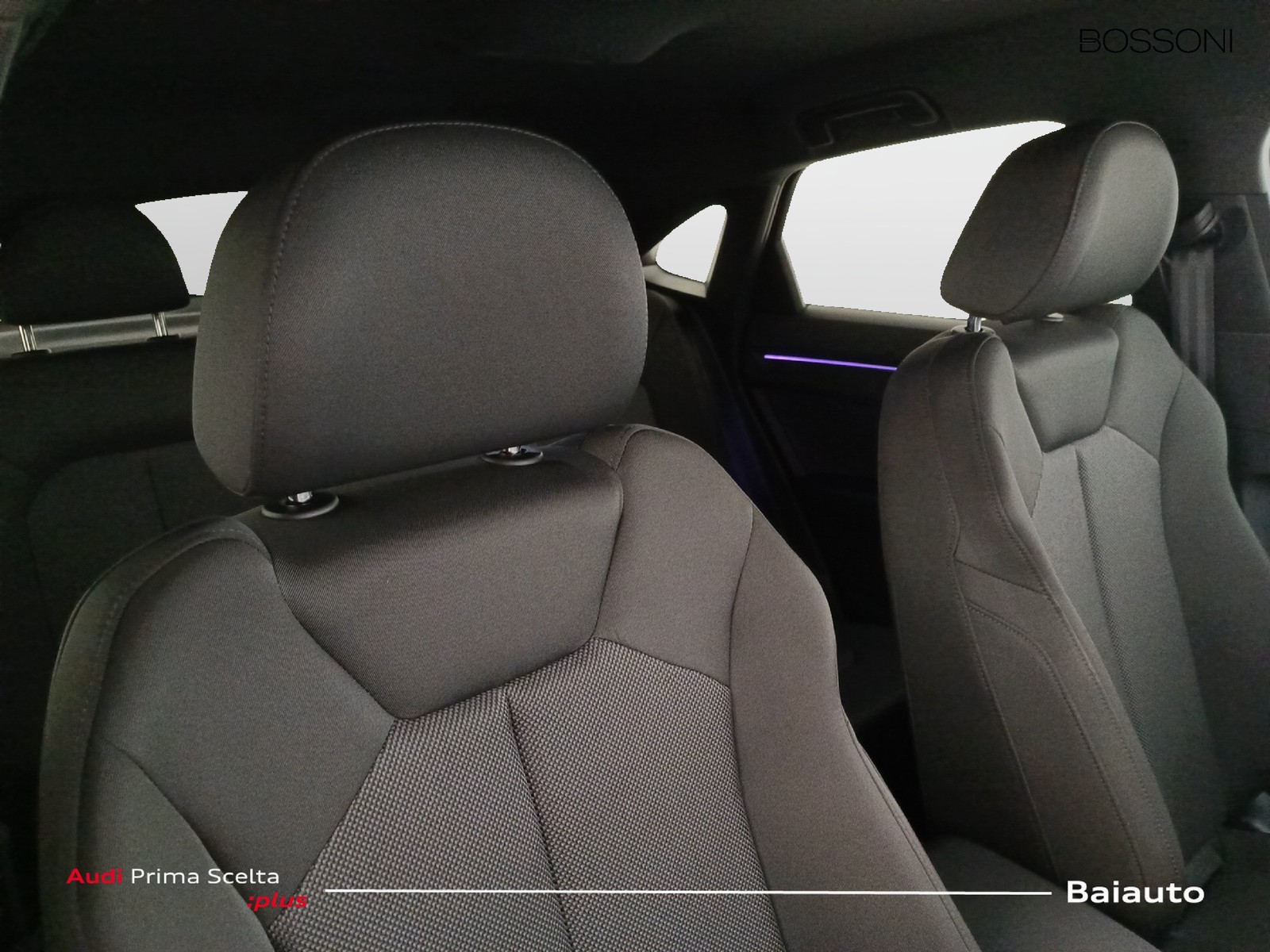 24 - Audi Q3 sportback 35 2.0 tdi identity black s tronic