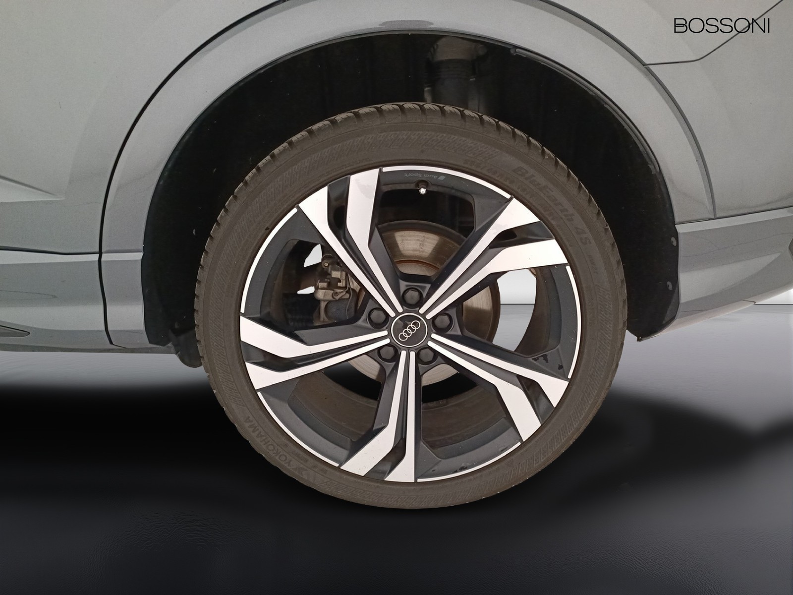 29 - Audi Q3 sportback 35 2.0 tdi identity black s tronic