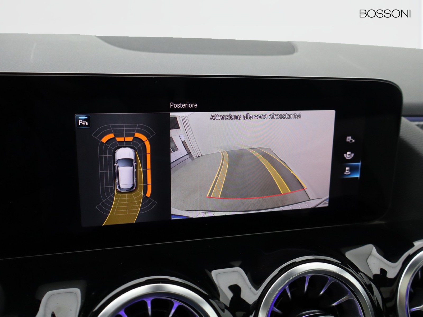 11 - Mercedes GLA 250 premium 4matic 8g-dct