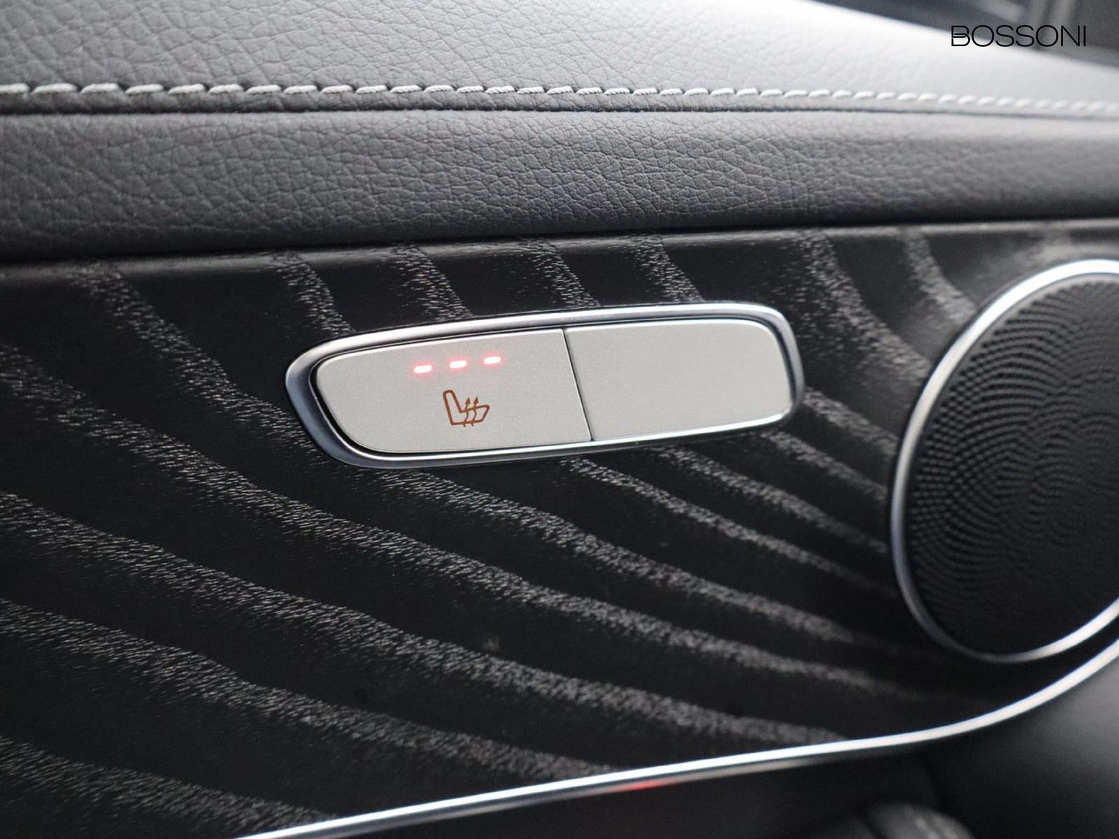 15 - Mercedes GLC coupe 220 d night edition 4matic 9g-tronic plus