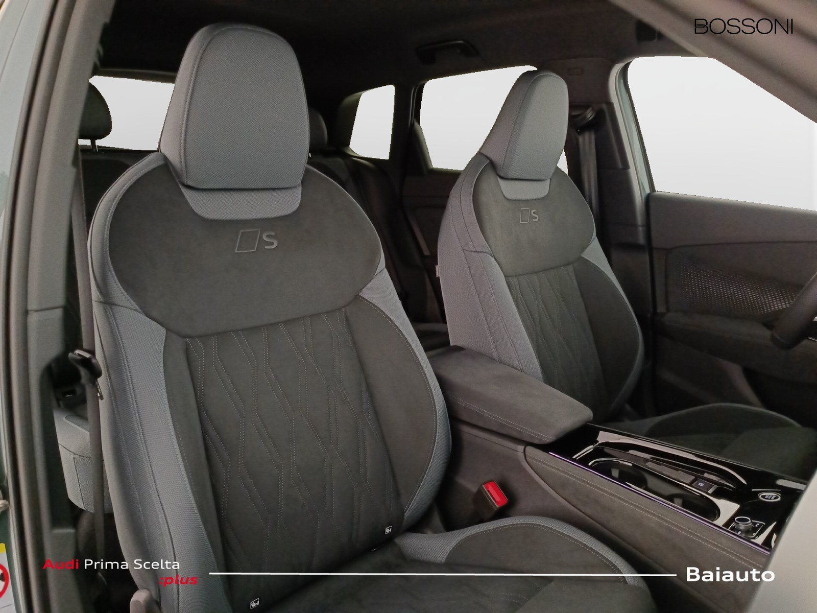 21 - Audi Q3 1.5 tfsi mhev 150cv s line edition