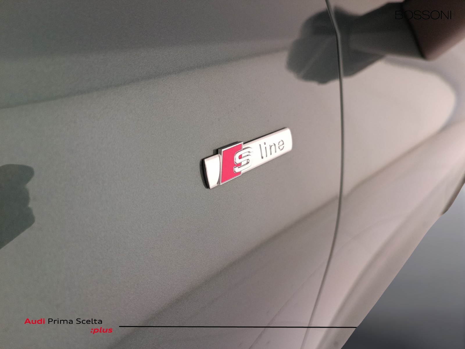 26 - Audi Q3 1.5 tfsi mhev 150cv s line edition