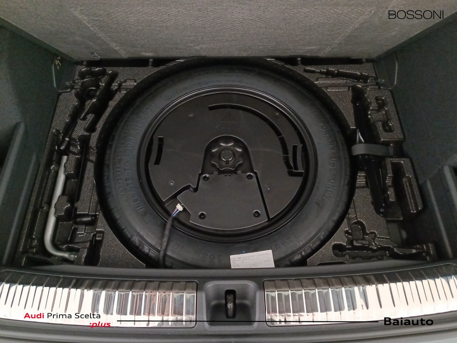 36 - Audi Q3 1.5 tfsi mhev 150cv s line edition