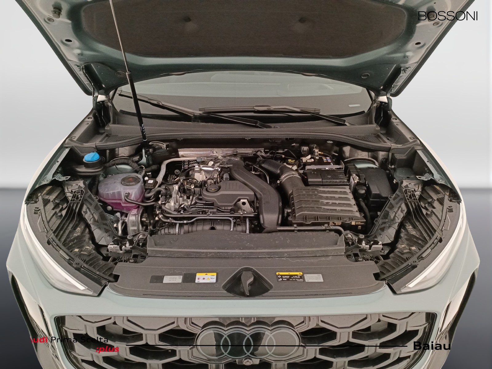 39 - Audi Q3 1.5 tfsi mhev 150cv s line edition