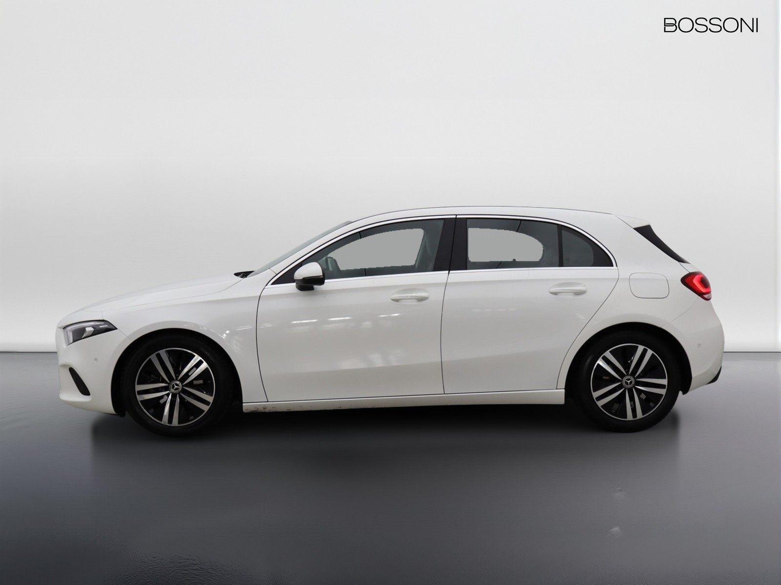 3 - Mercedes Classe A 180 d sport 8g-dct
