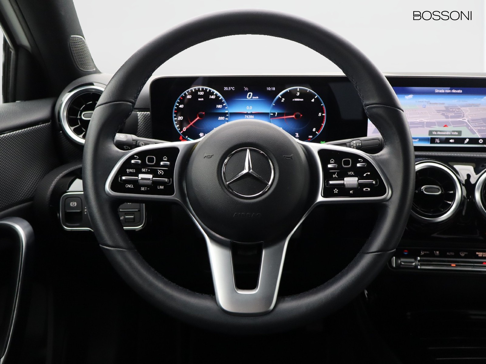 16 - Mercedes Classe A 180 d sport 8g-dct