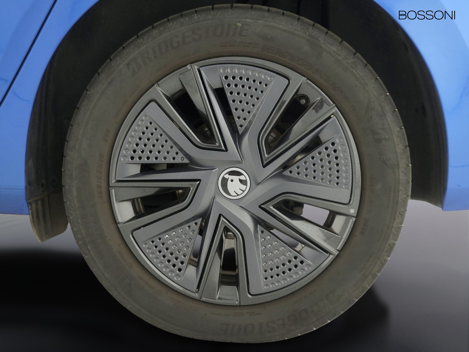 12 - Skoda Fabia 1.0 tsi 95cv 130 edition