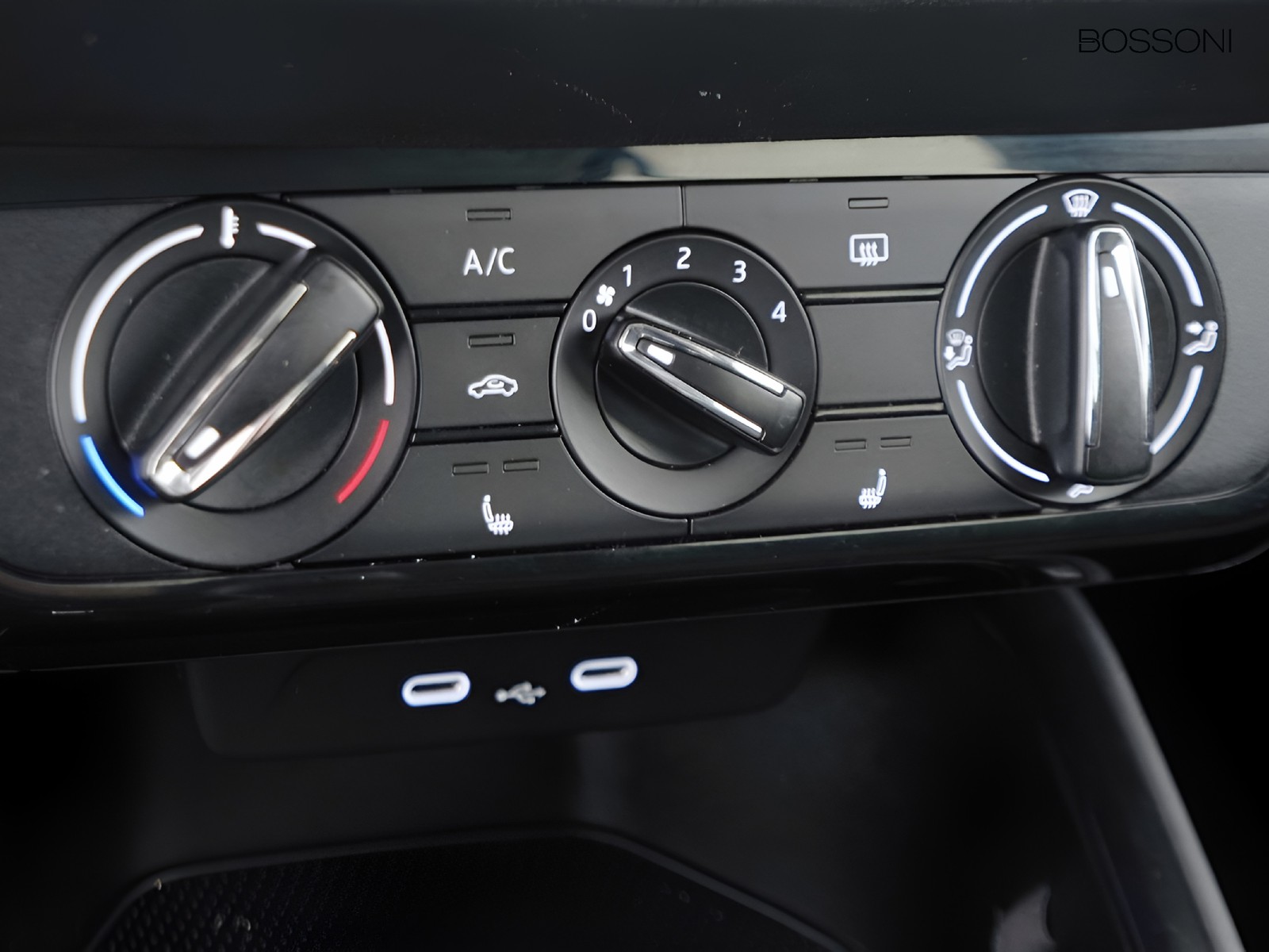 23 - Skoda Fabia 1.0 tsi 95cv 130 edition