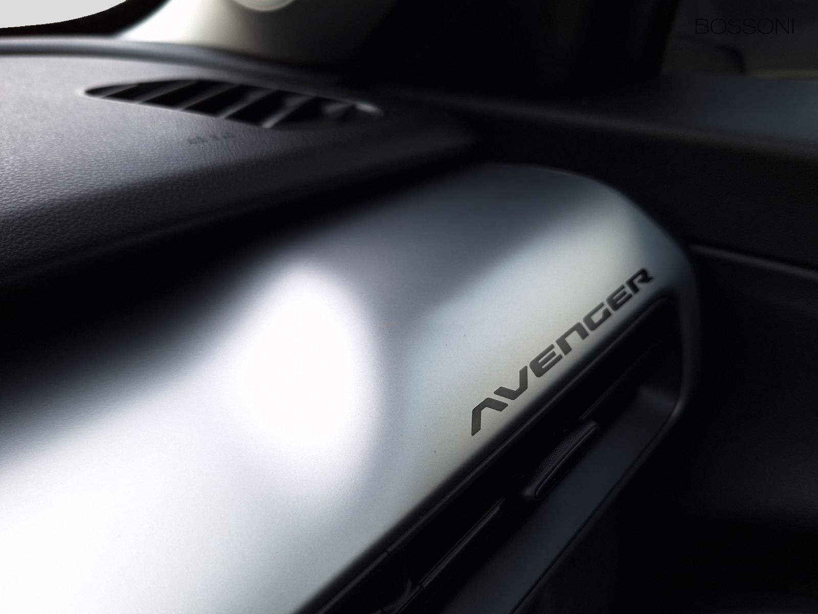21 - Jeep Avenger 1.2 turbo e-hybrid mhev 110cv altitude fwd edct6