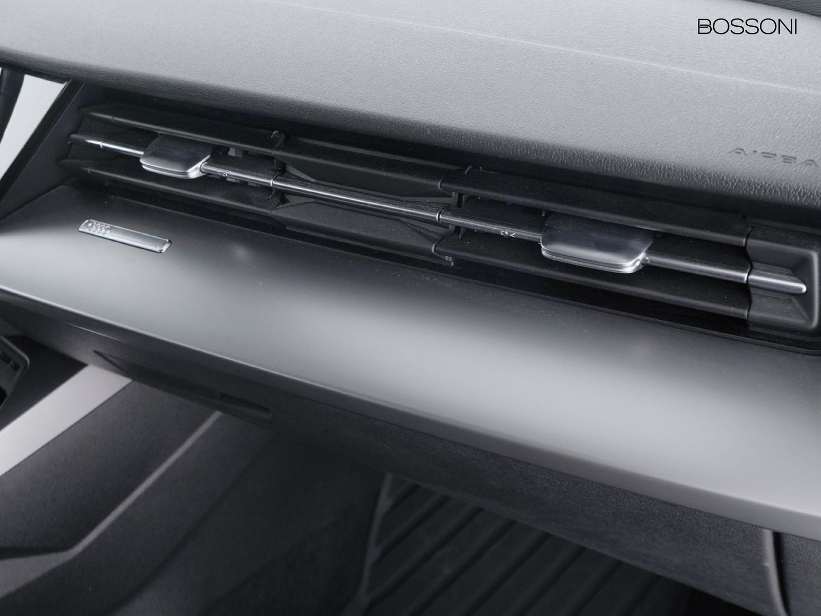 18 - Audi A3 sportback 30 2.0 tdi s line edition s tronic