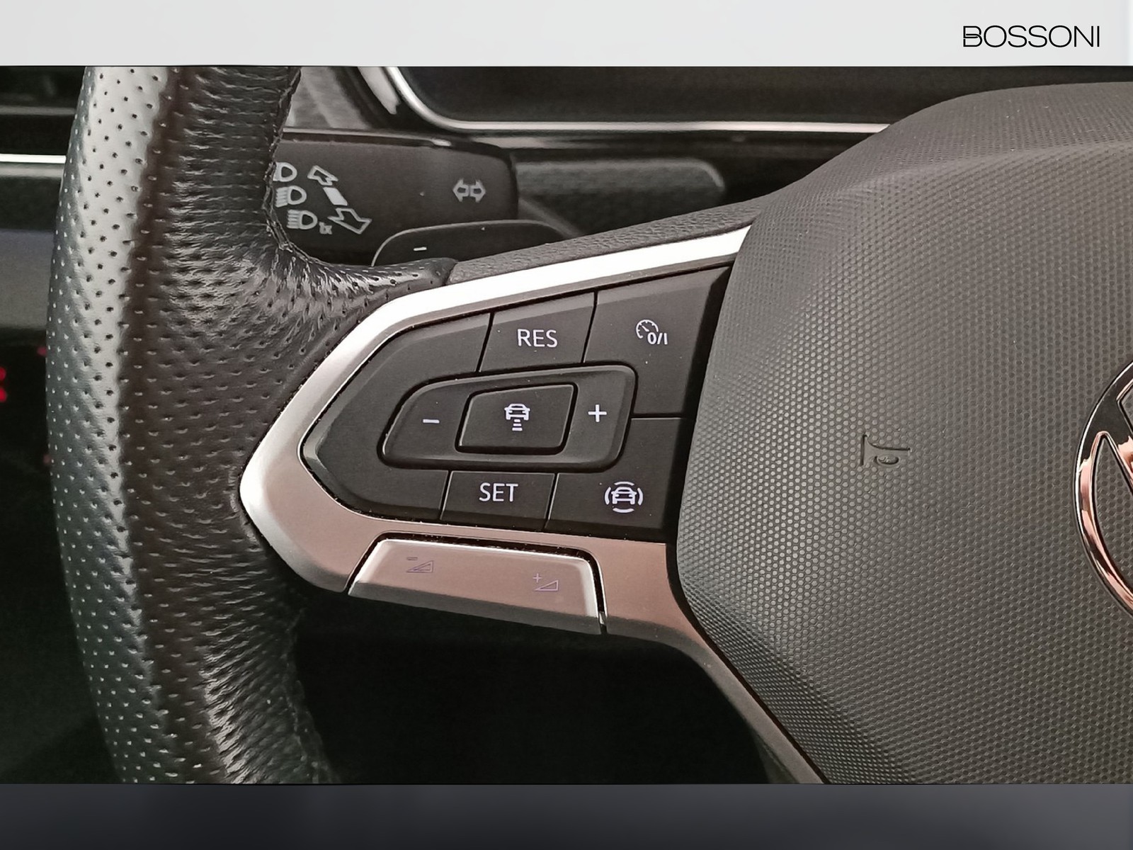 24 - Volkswagen T-Cross 1.0 tsi 110cv advanced dsg