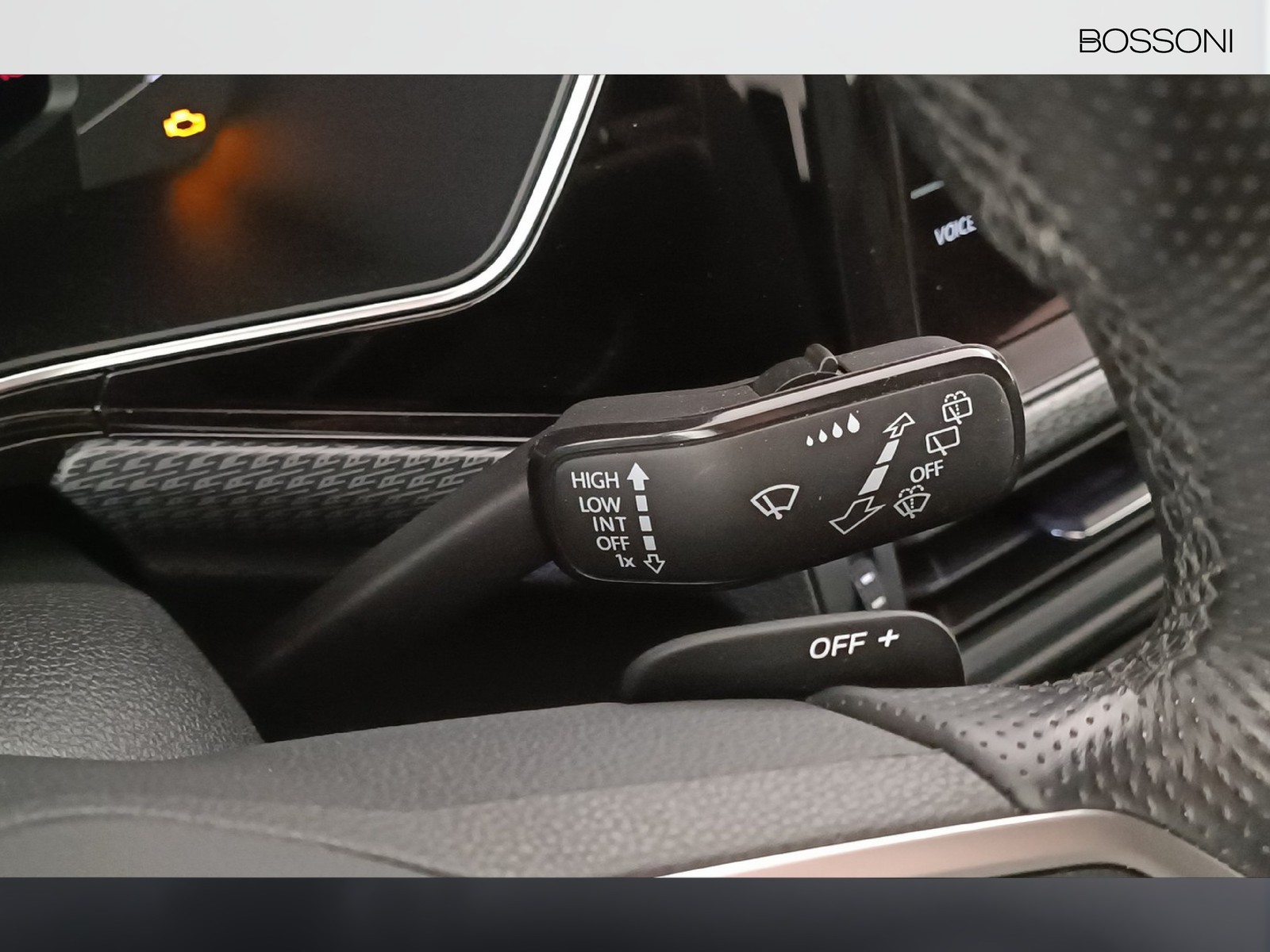 26 - Volkswagen T-Cross 1.0 tsi 110cv advanced dsg