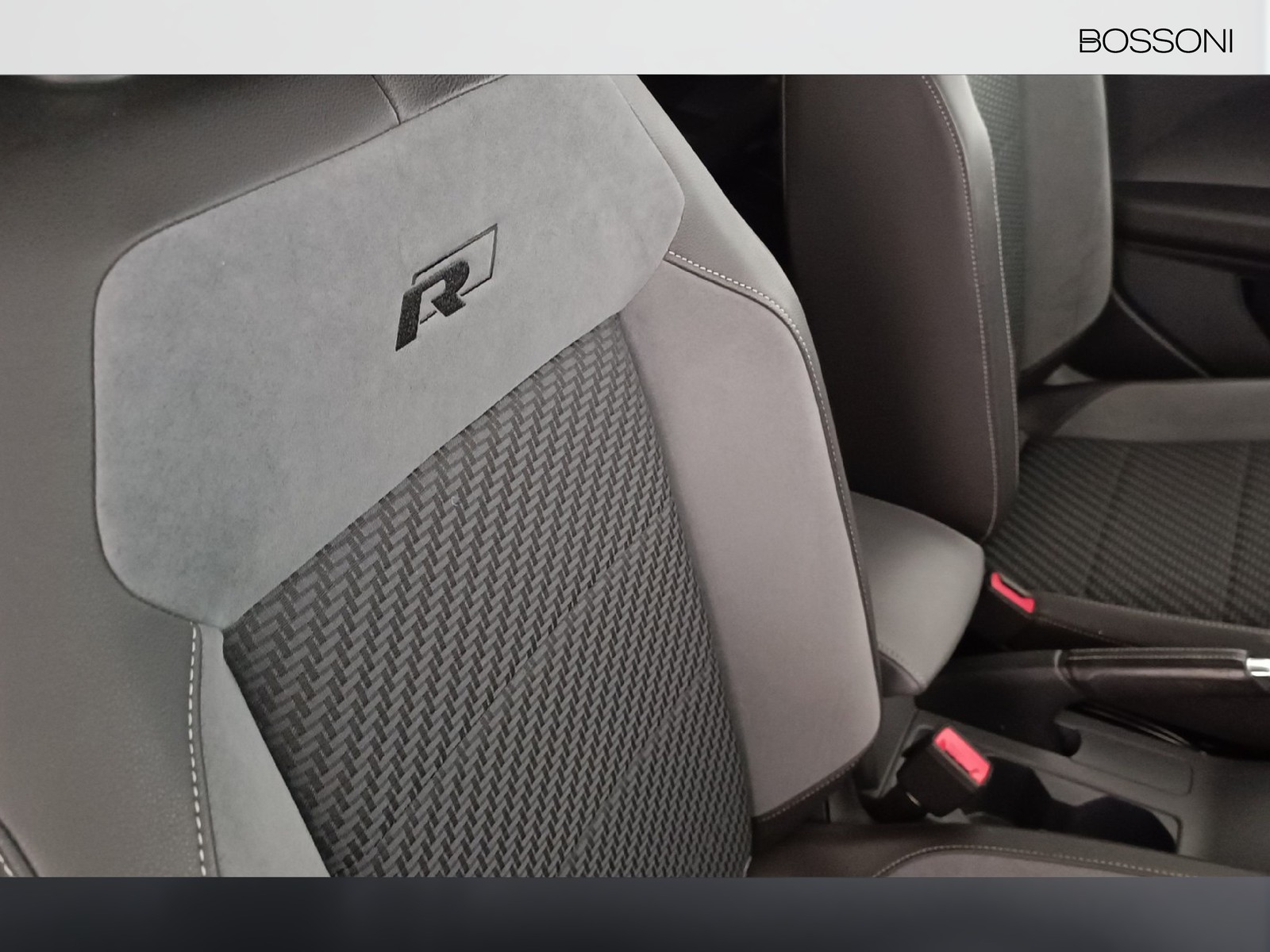 29 - Volkswagen T-Cross 1.0 tsi 110cv advanced dsg