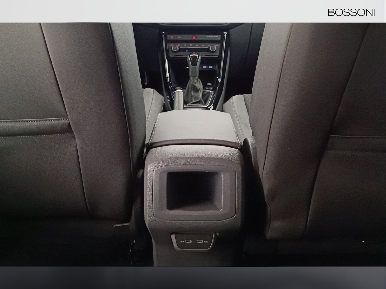 34 - Volkswagen T-Cross 1.0 tsi 110cv advanced dsg