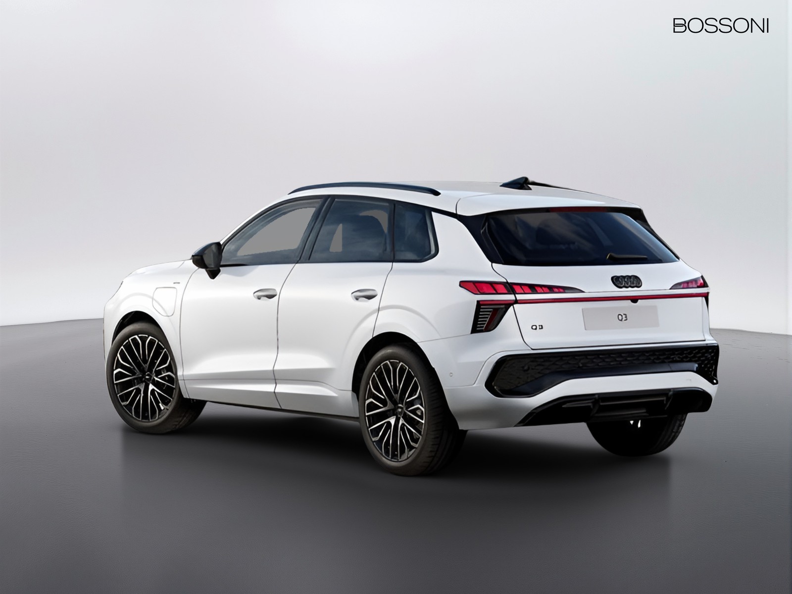 6 - Audi Q3 1.5 e-hybrid 272cv s line edition s tronic