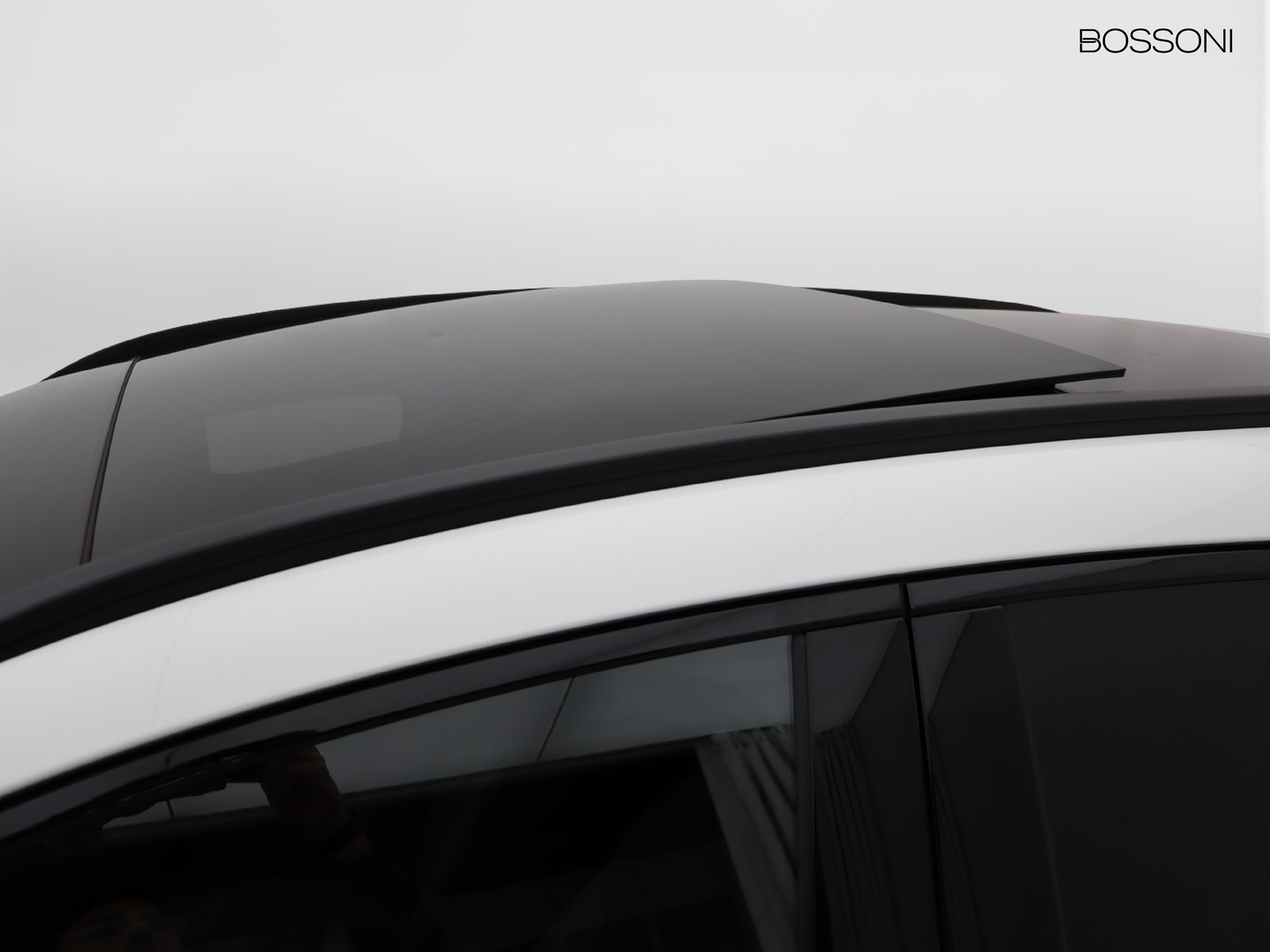 17 - Mercedes GLA 200 d amg line premium 8g-dct