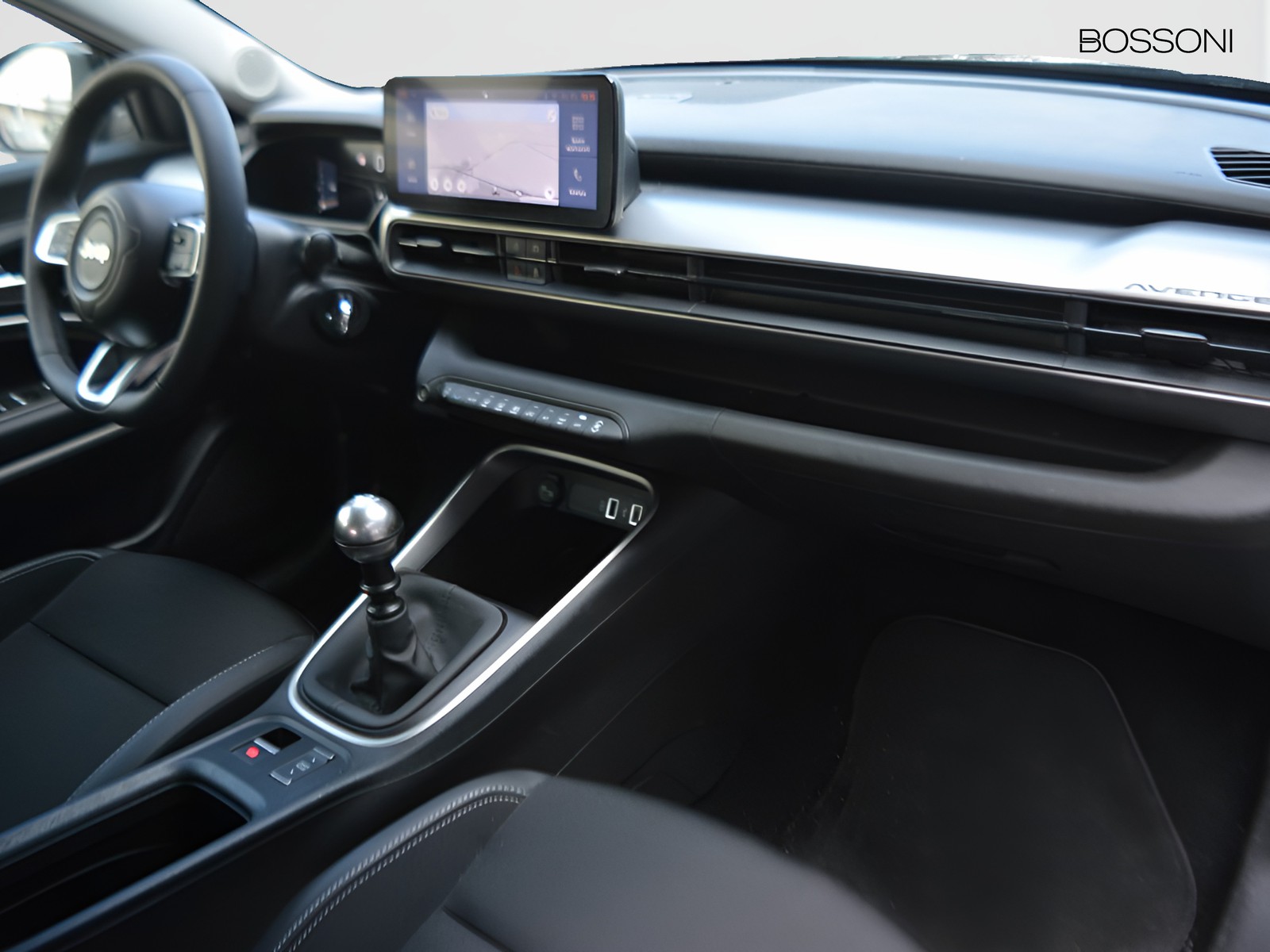 8 - Jeep Avenger 1.2 turbo 100cv altitude fwd