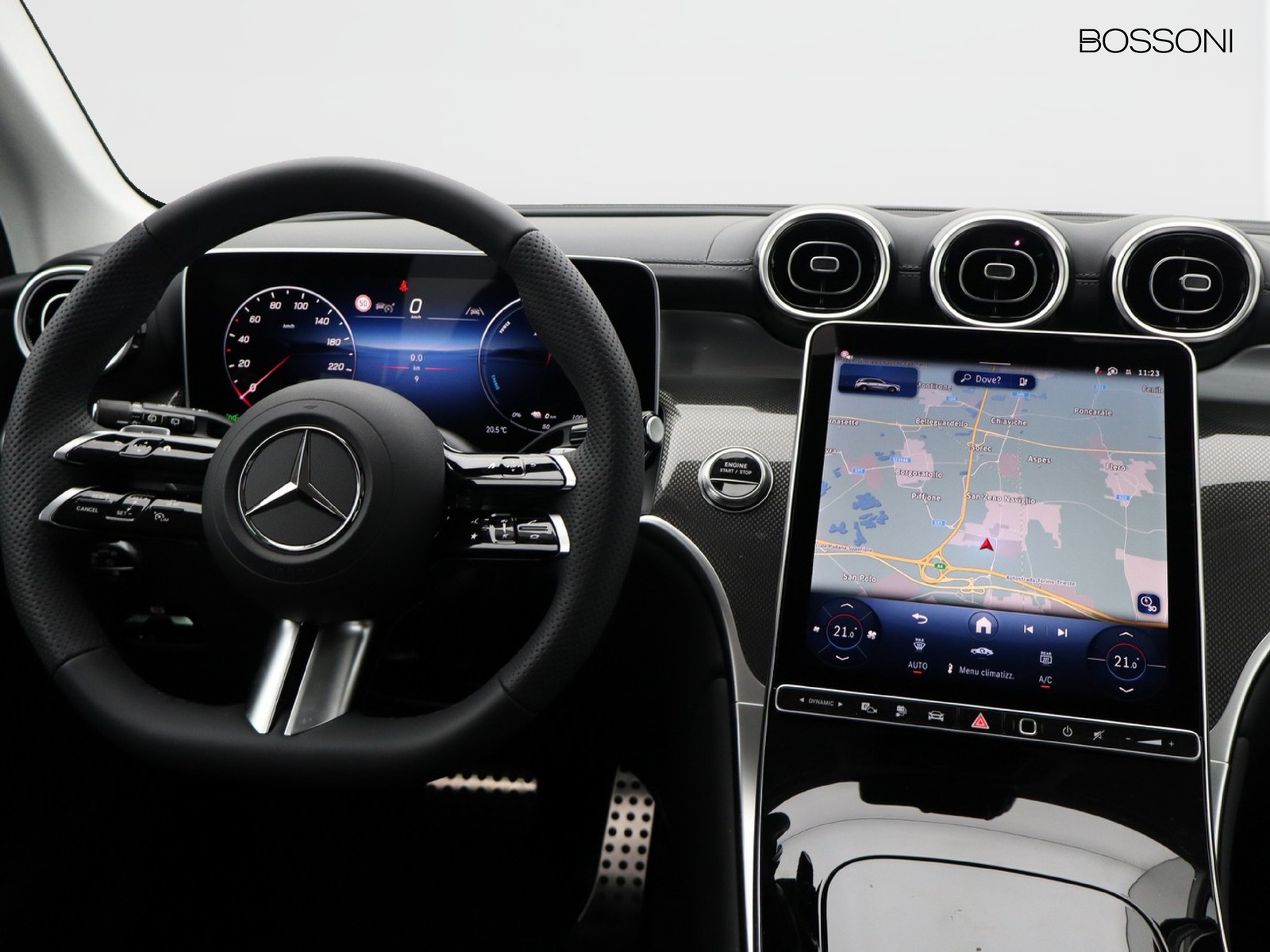12 - Mercedes GLC suv 300 de plug in hybrid amg line advanced tech 4matic 9g-tronic