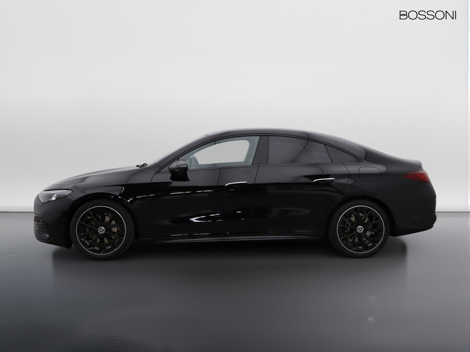 3 - Mercedes CLA 180 advanced plus auto