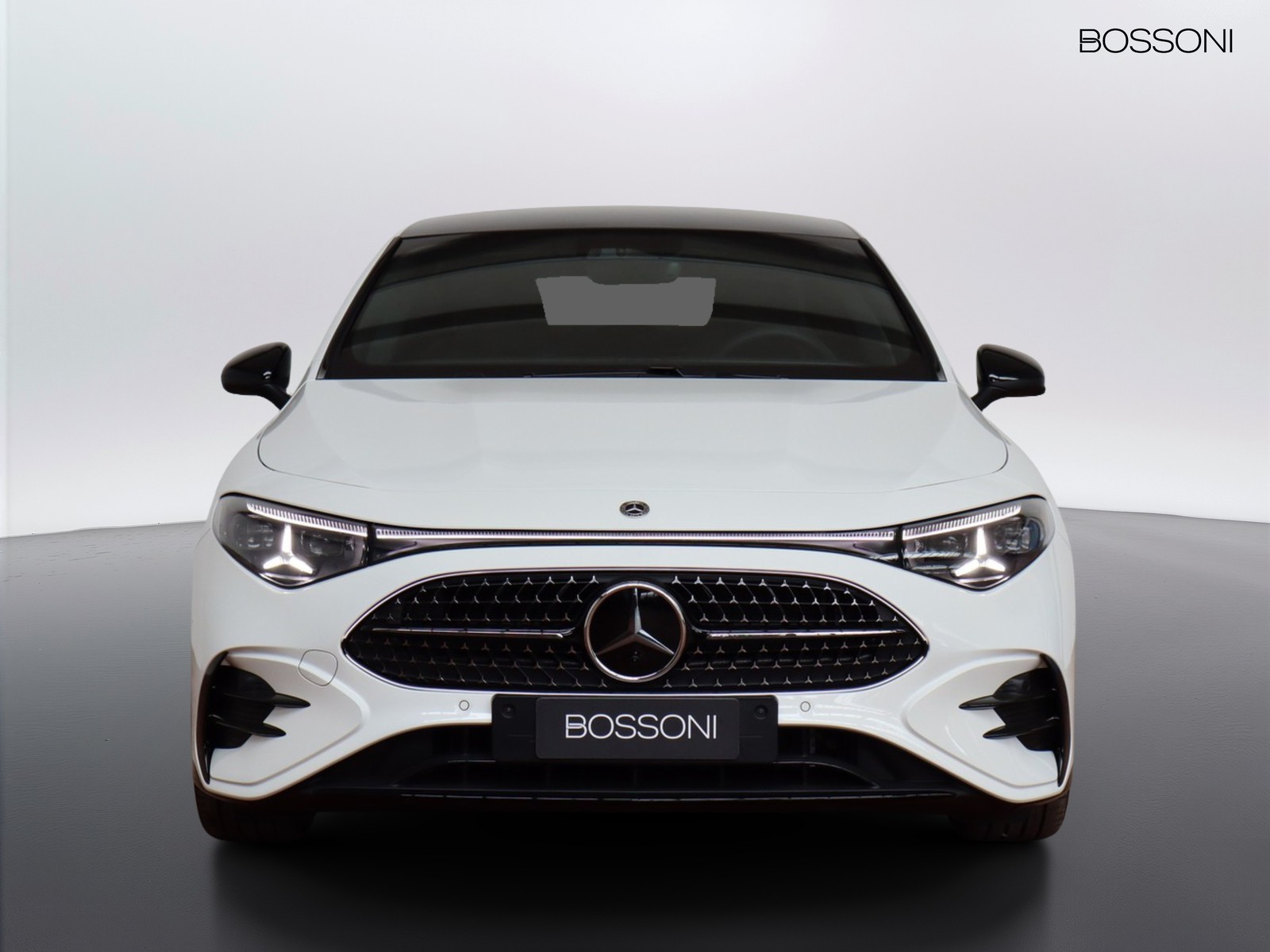2 - Mercedes CLA 200 premium 4matic auto