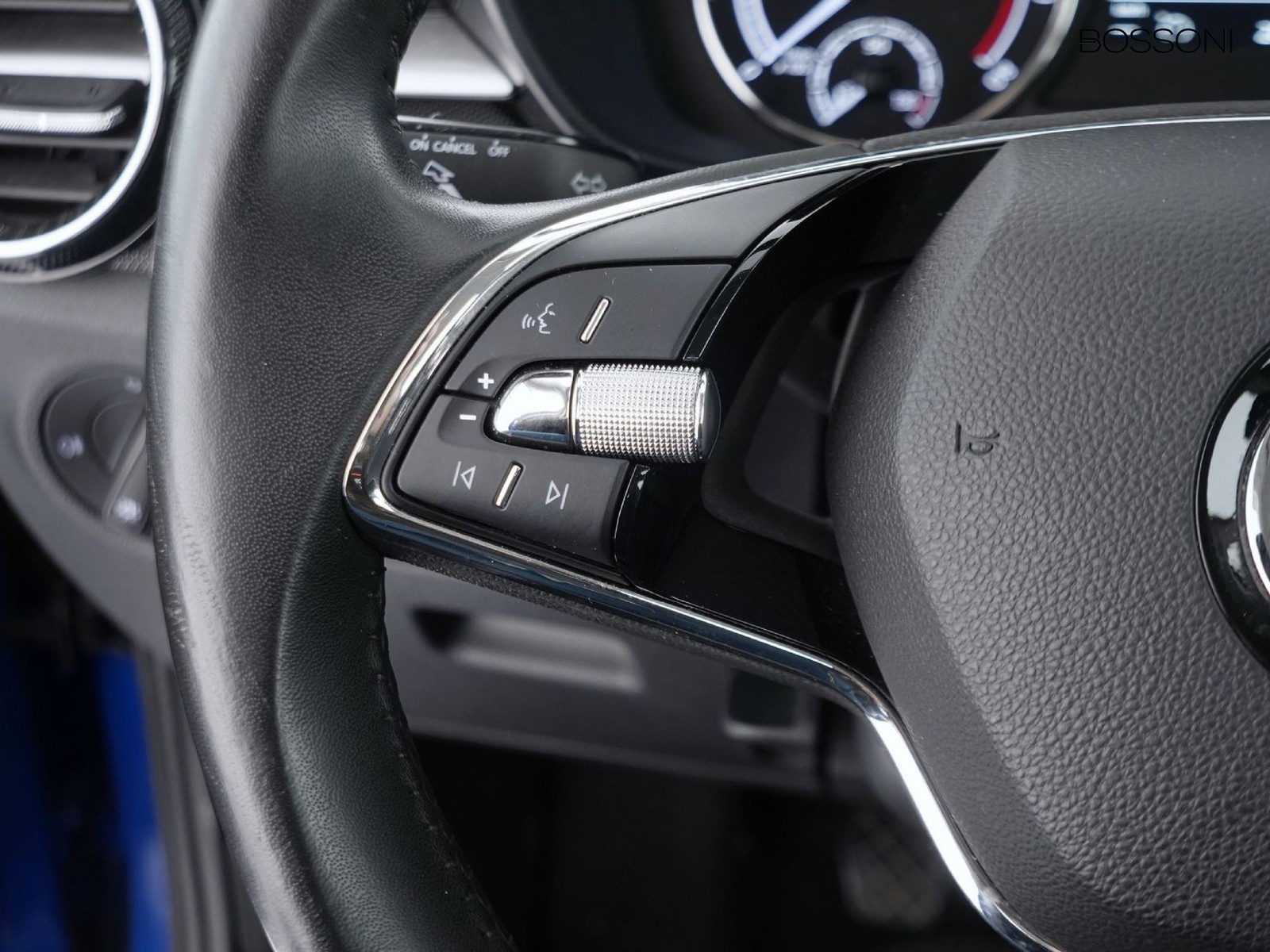 23 - Skoda Fabia 1.0 mpi evo 65cv ambition